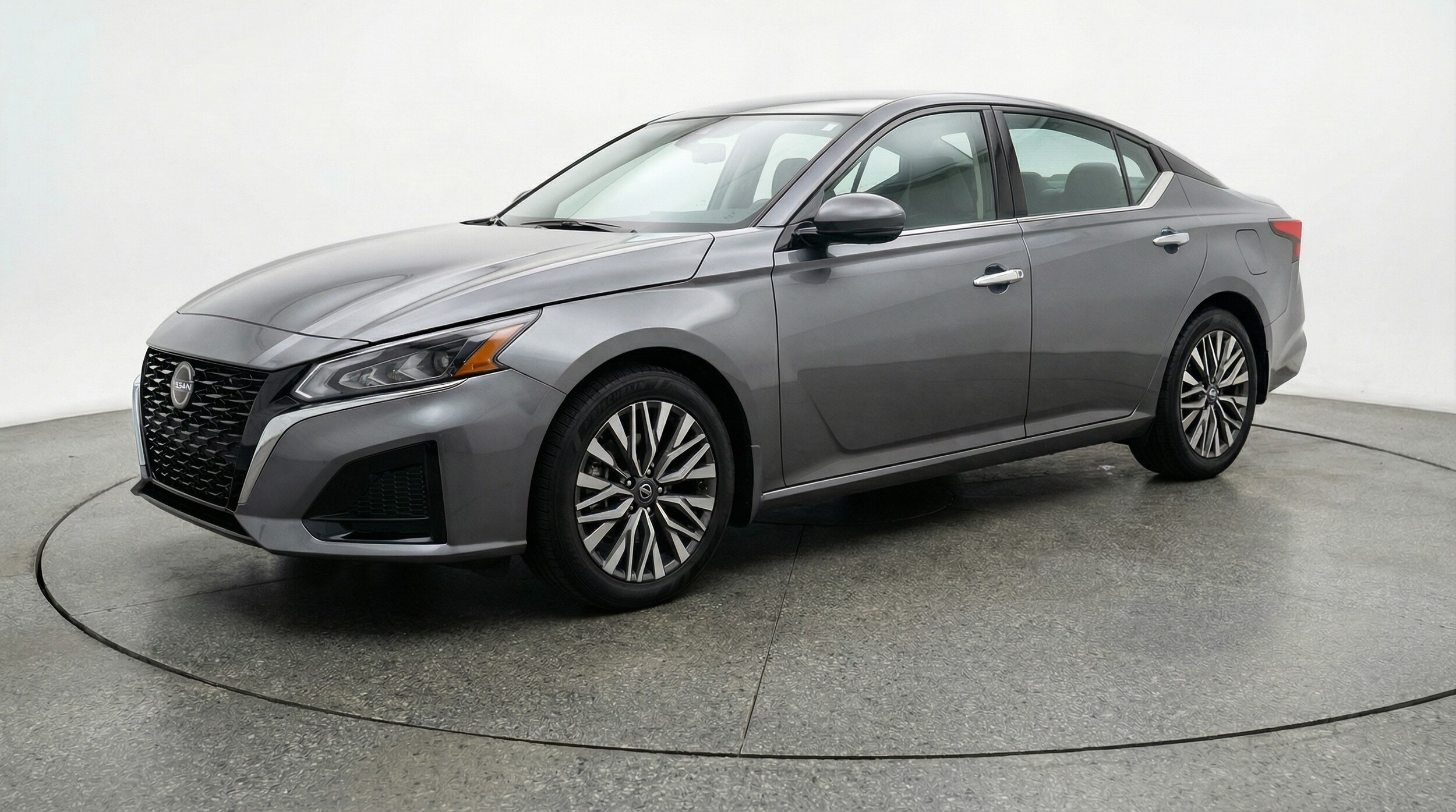 Thumbnail: 2025 Nissan Altima - 3