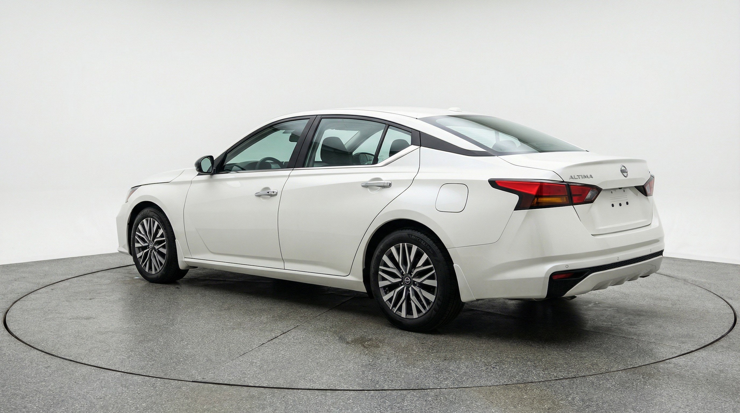 Thumbnail: 2025 Nissan Altima - 6