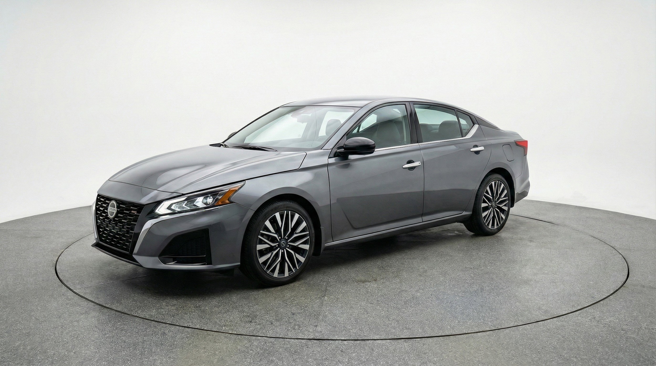 Thumbnail: 2025 Nissan Altima - 3