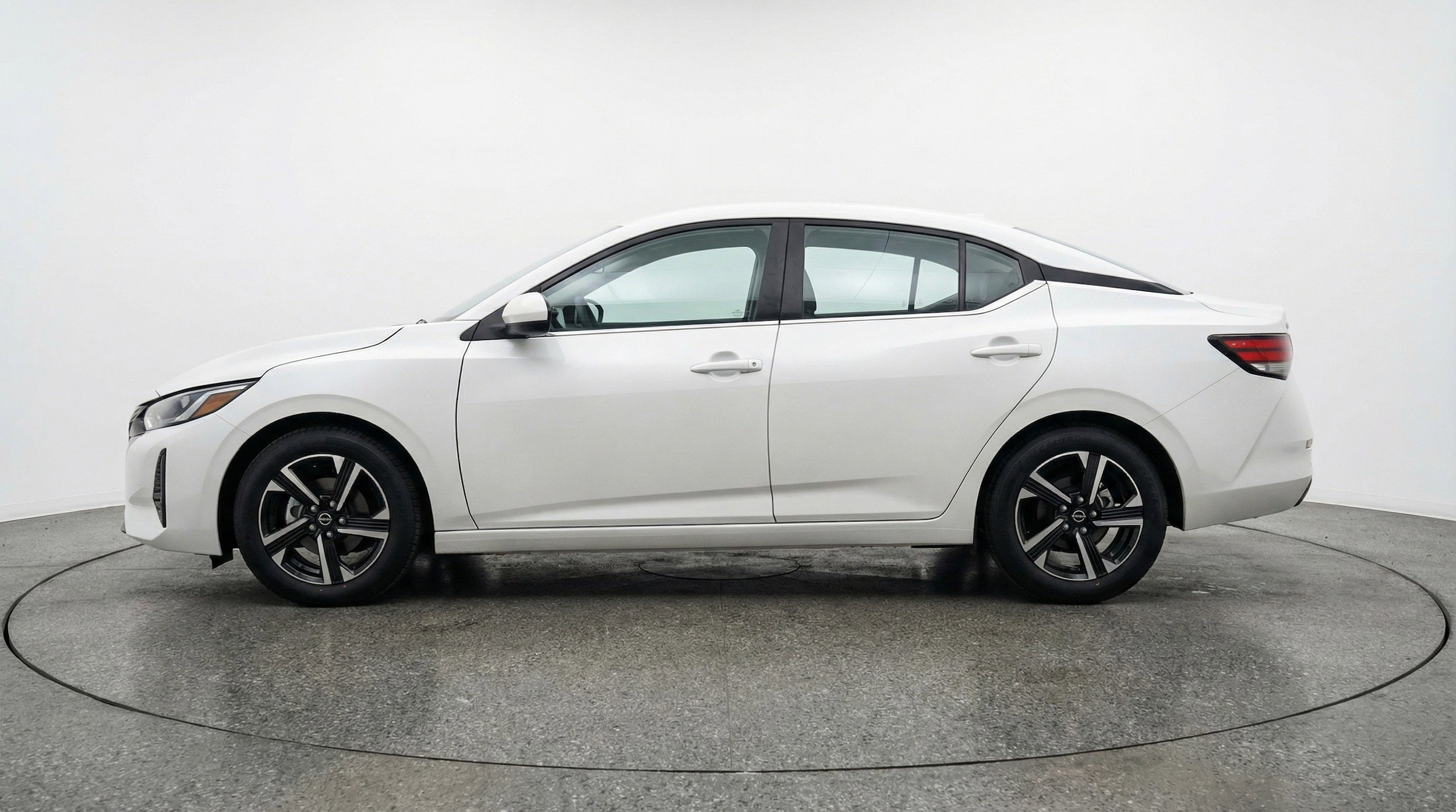 Thumbnail: 2025 Nissan Sentra - 5