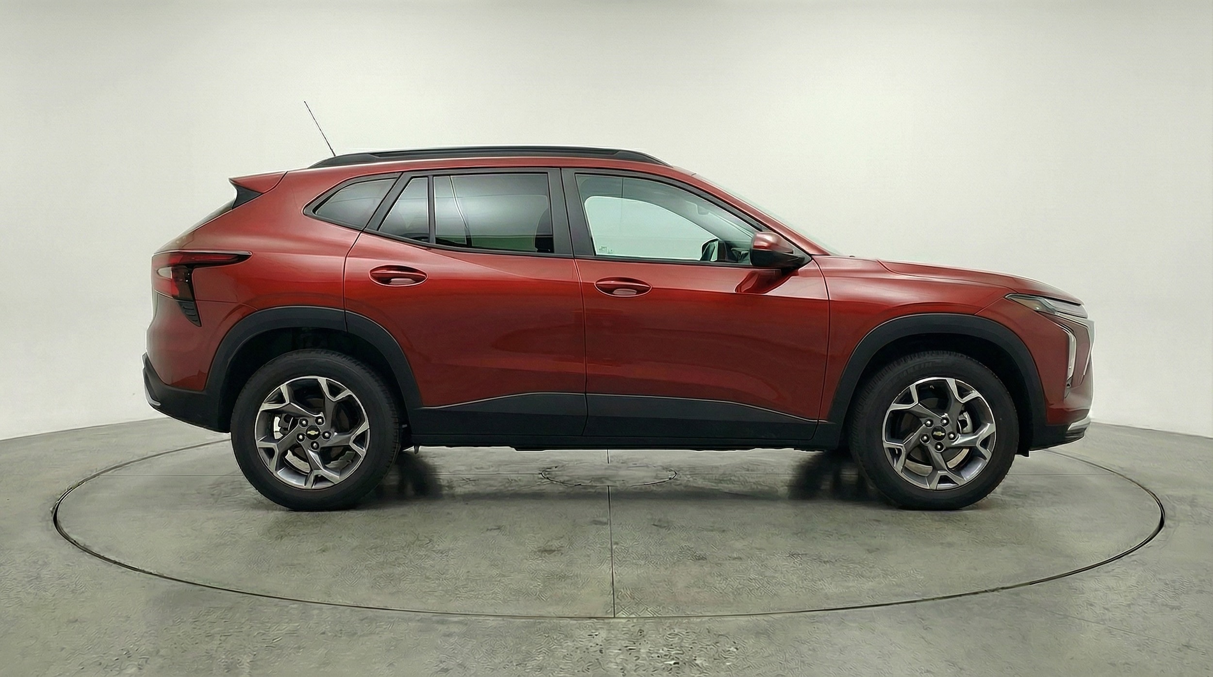 Thumbnail: 2025 Chevrolet Trax - 8