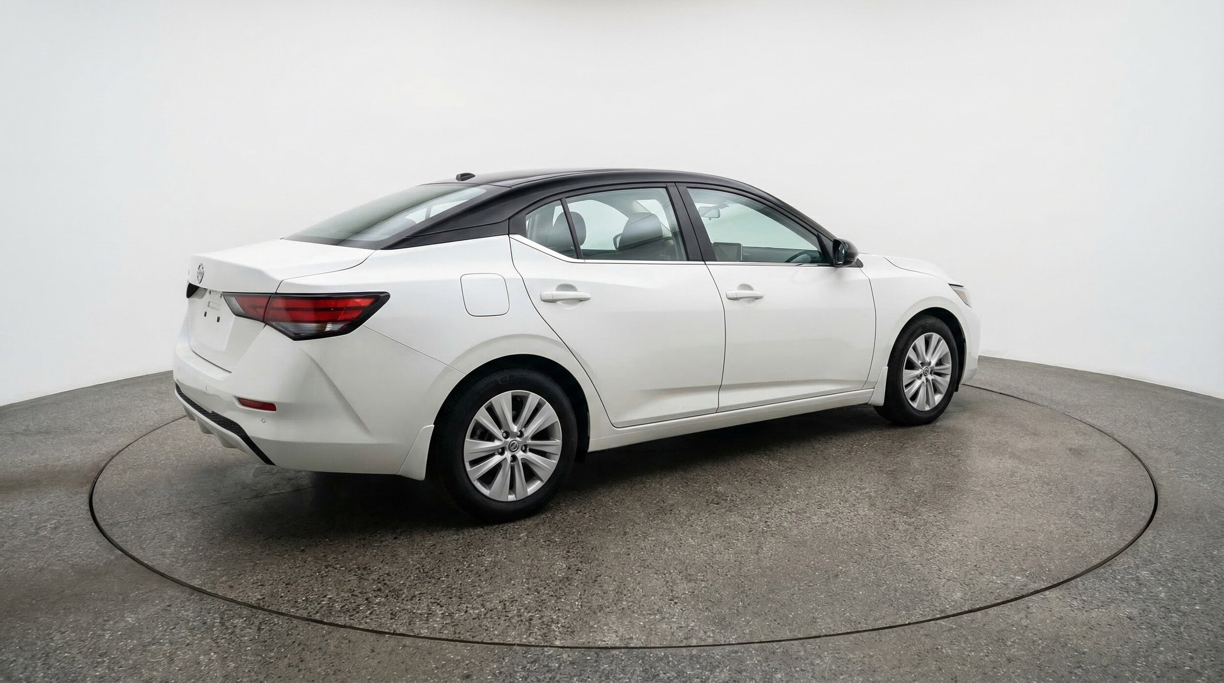 Thumbnail: 2025 Nissan Sentra - 9