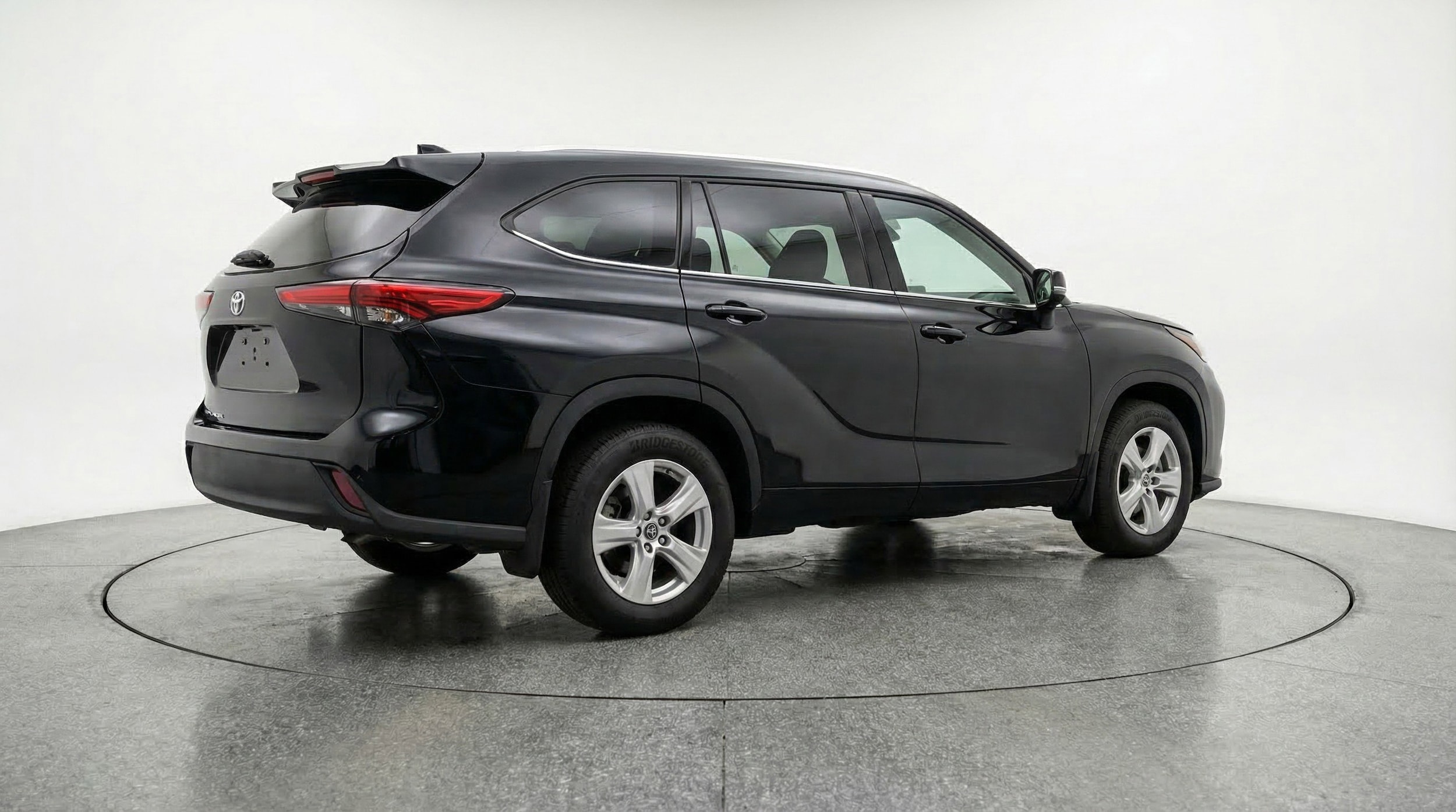 Thumbnail: 2025 Toyota Highlander - 9