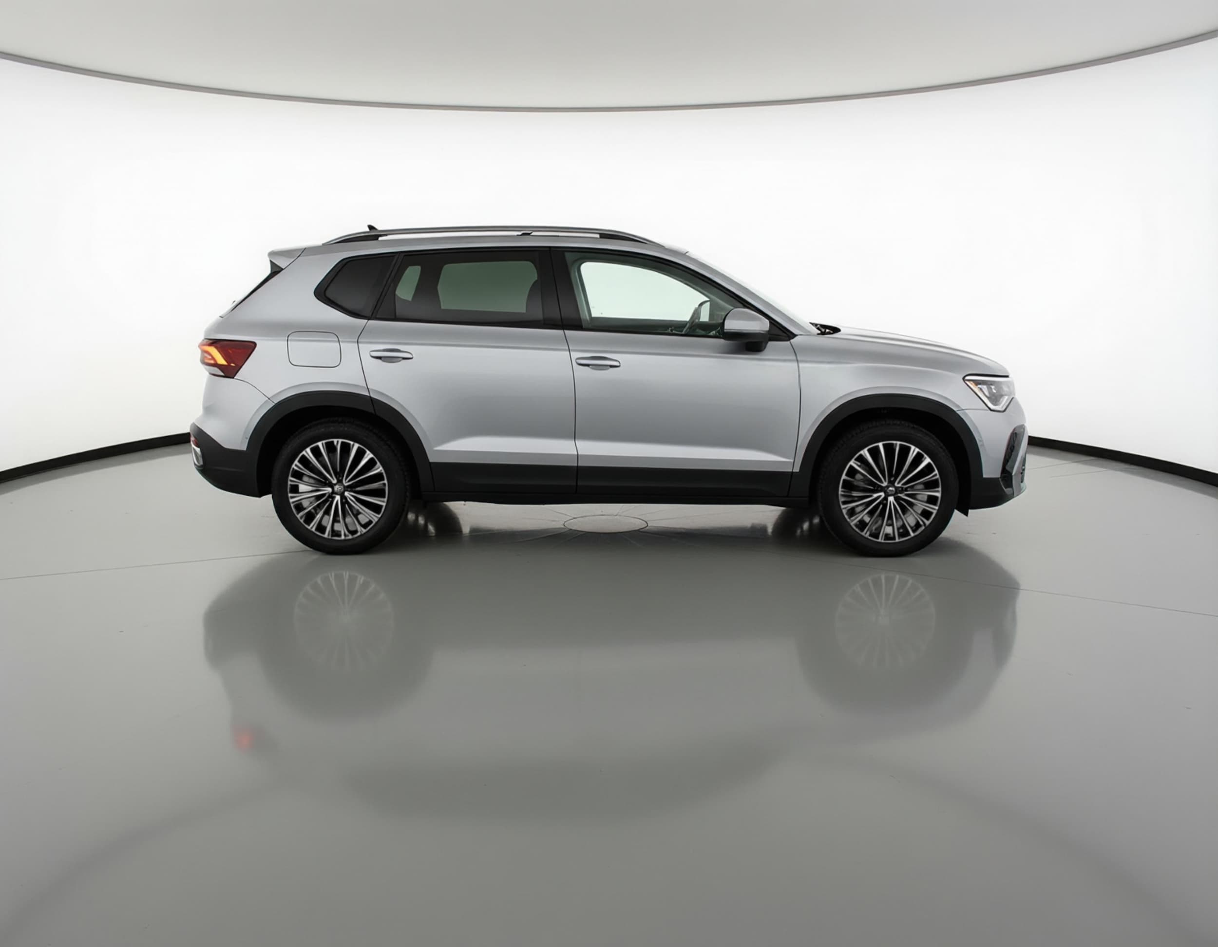 Thumbnail: 2025 Volkswagen Taos - 8