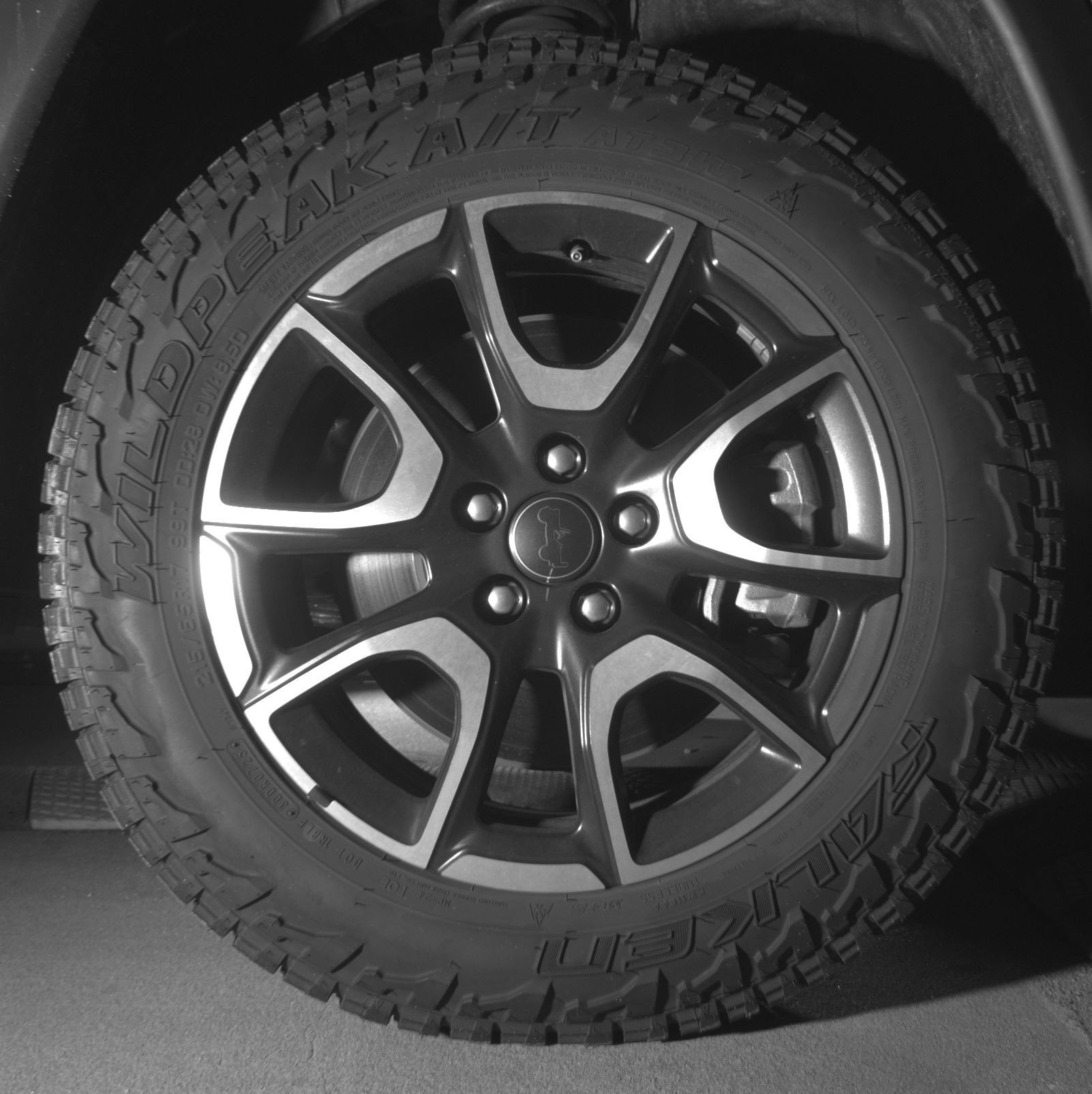 Thumbnail: 2025 Jeep Compass - 13