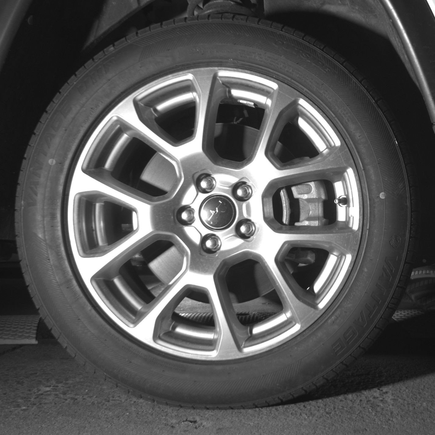 Thumbnail: 2025 Jeep Compass - 13