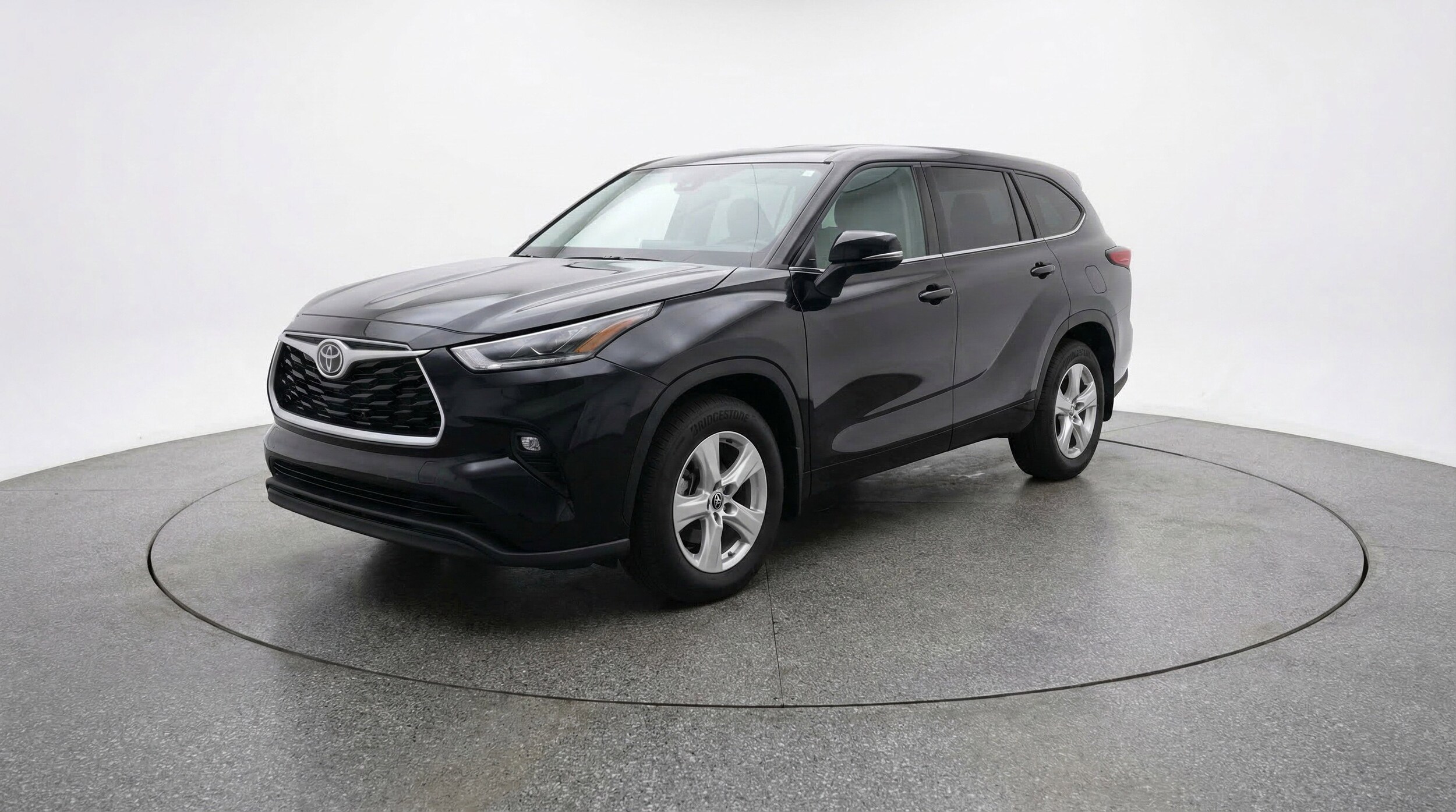 Thumbnail: 2025 Toyota Highlander - 3