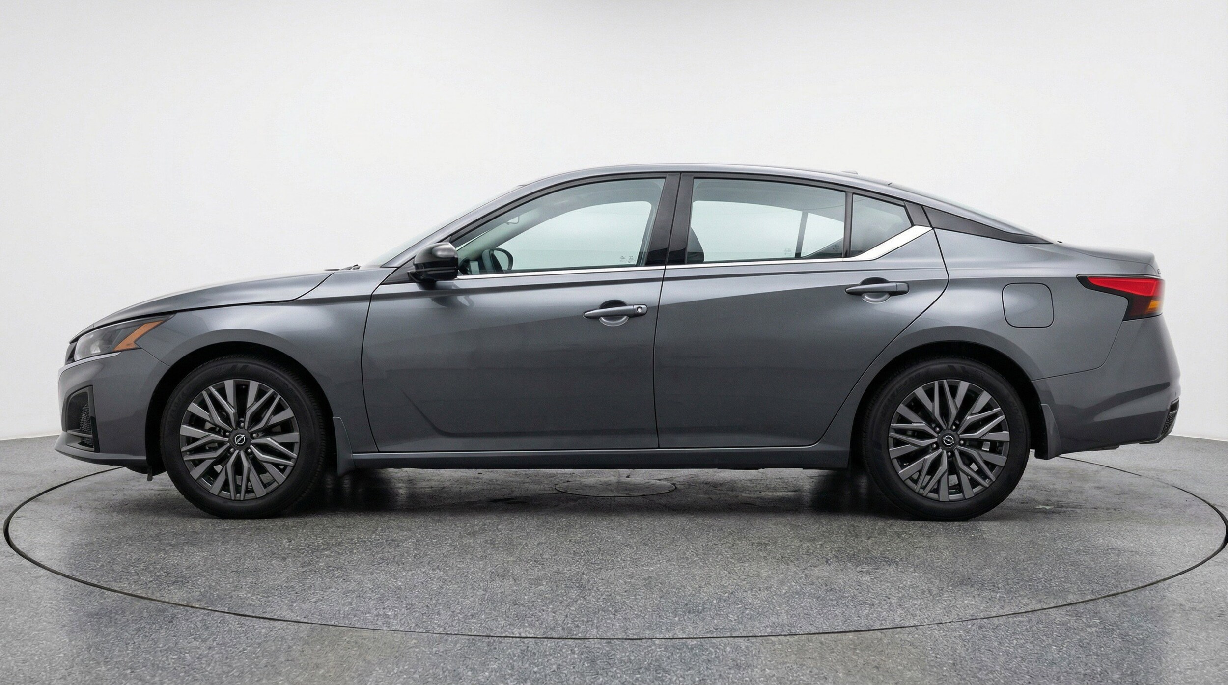 Thumbnail: 2025 Nissan Altima - 5