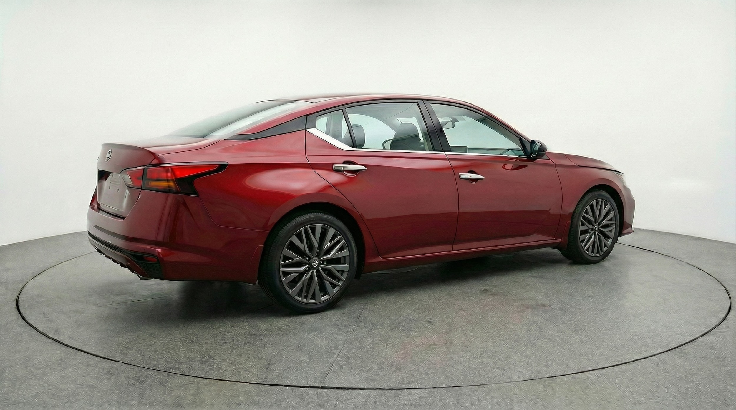 Thumbnail: 2025 Nissan Altima - 7