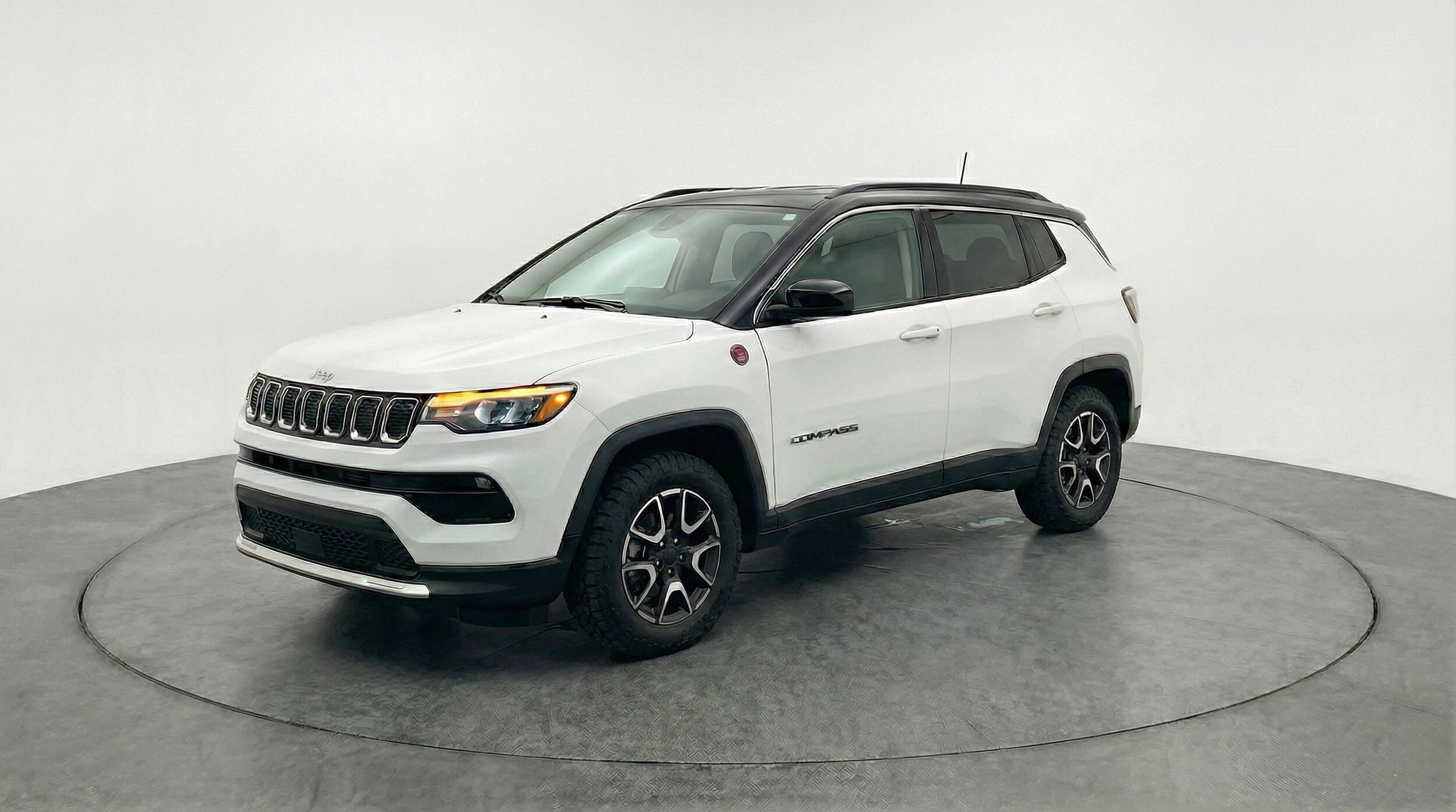 Thumbnail: 2025 Jeep Compass - 3