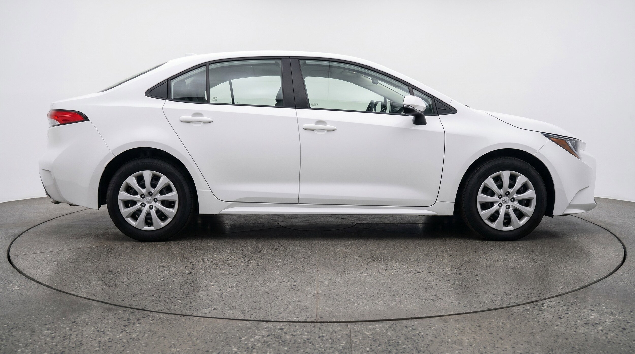 Thumbnail: 2025 Toyota Corolla - 11