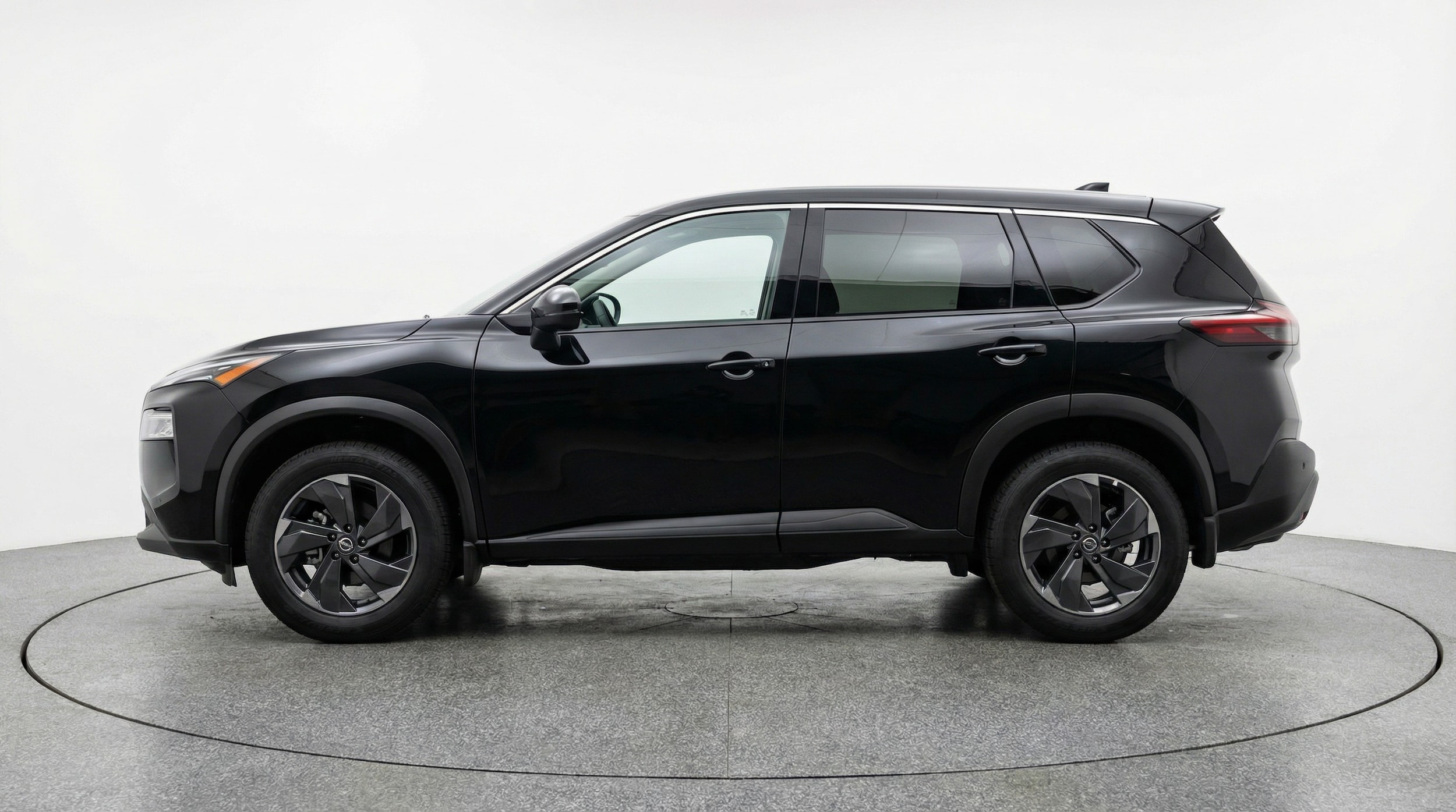 Thumbnail: 2025 Nissan Rogue - 4