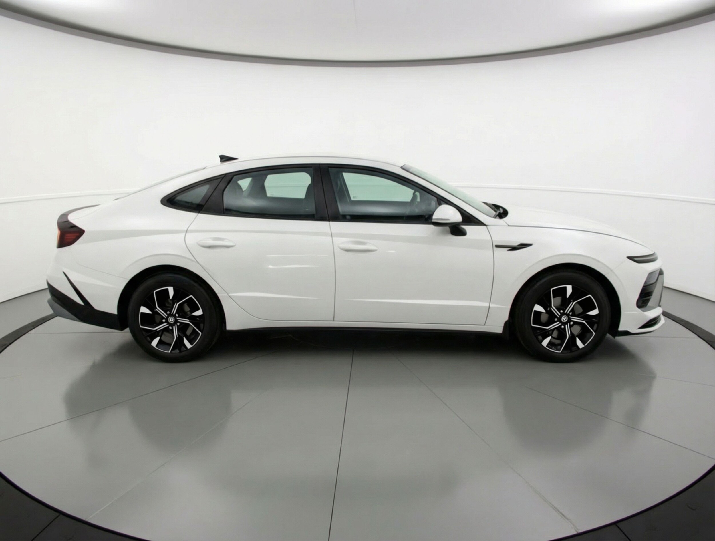 Thumbnail: 2025 Hyundai Sonata - 8