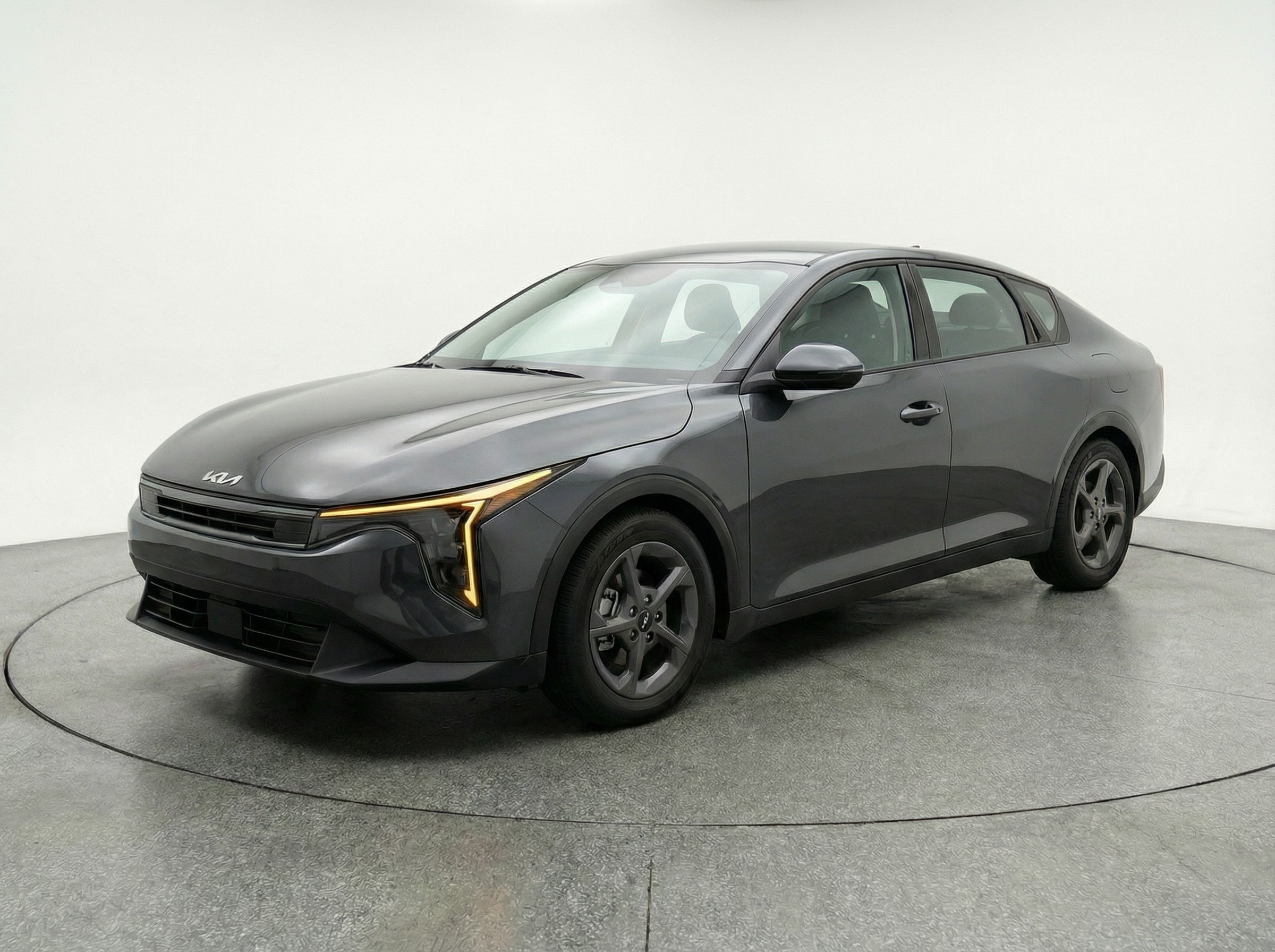 Thumbnail: 2025 Kia K4 - 3