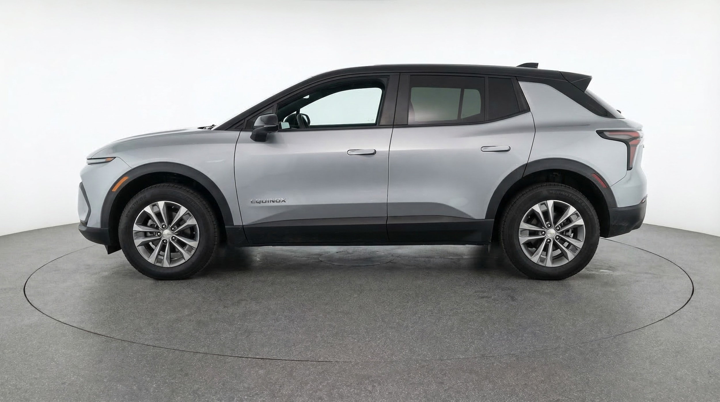 Thumbnail: 2025 Chevrolet Equinox - 4