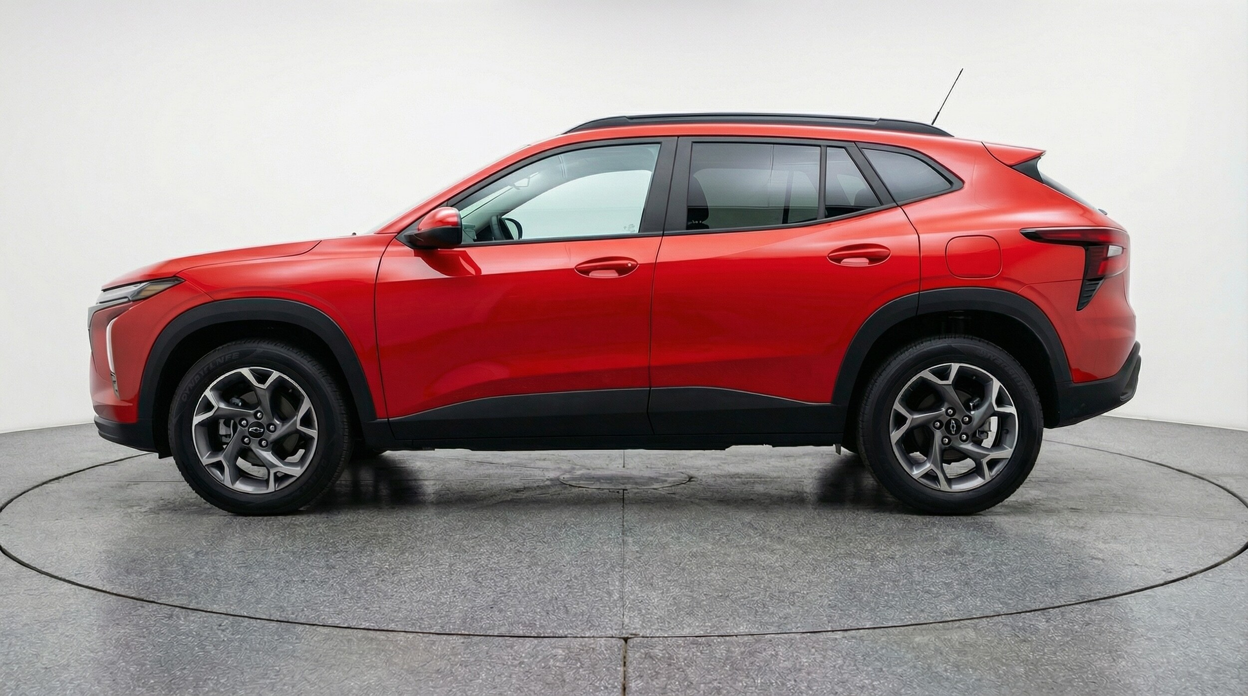 Thumbnail: 2025 Chevrolet Trax - 4