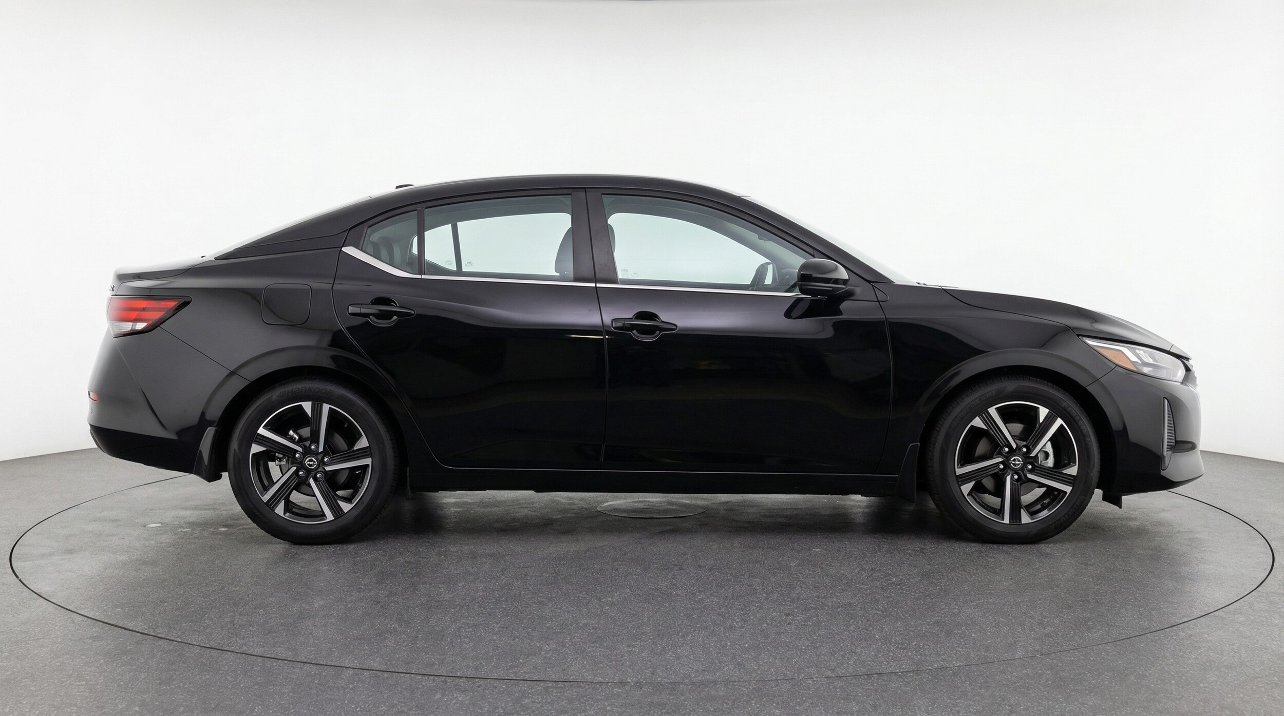 Thumbnail: 2025 Nissan Sentra - 8