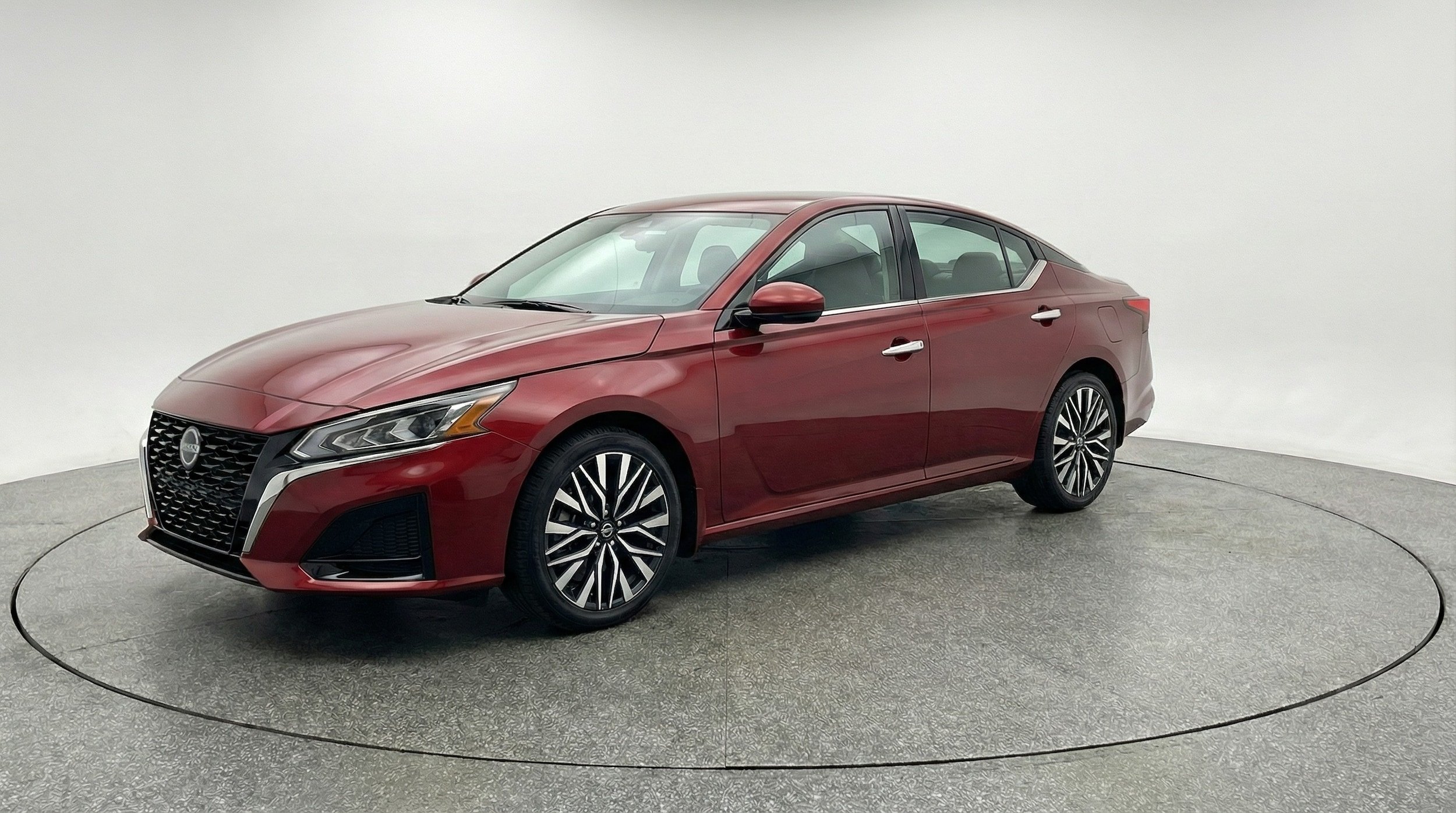 Thumbnail: 2025 Nissan Altima - 3