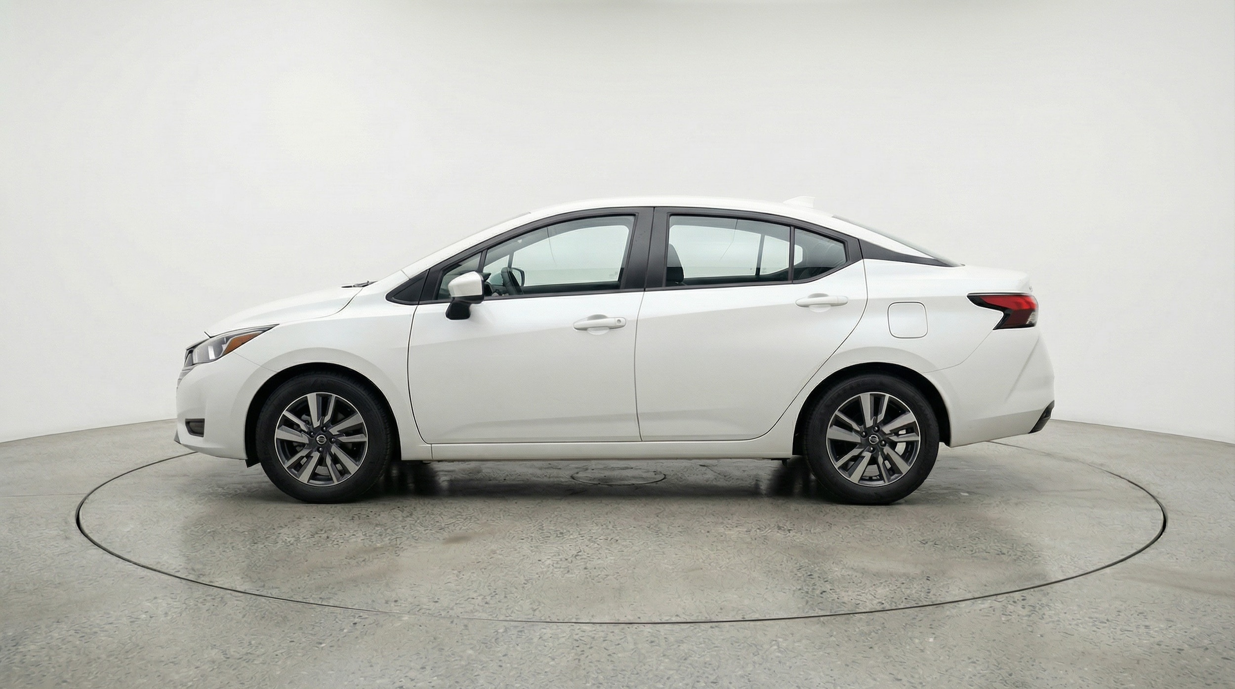 Thumbnail: 2025 Nissan Versa - 4