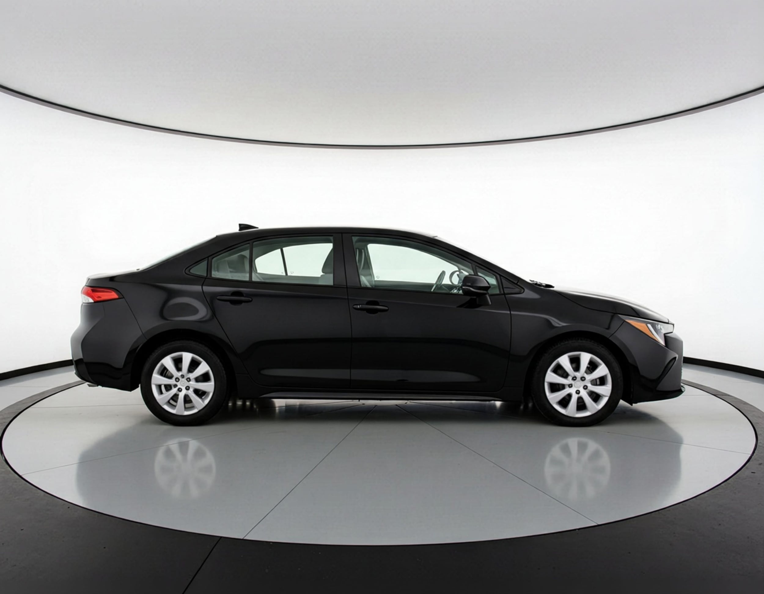 Thumbnail: 2025 Toyota Corolla - 8