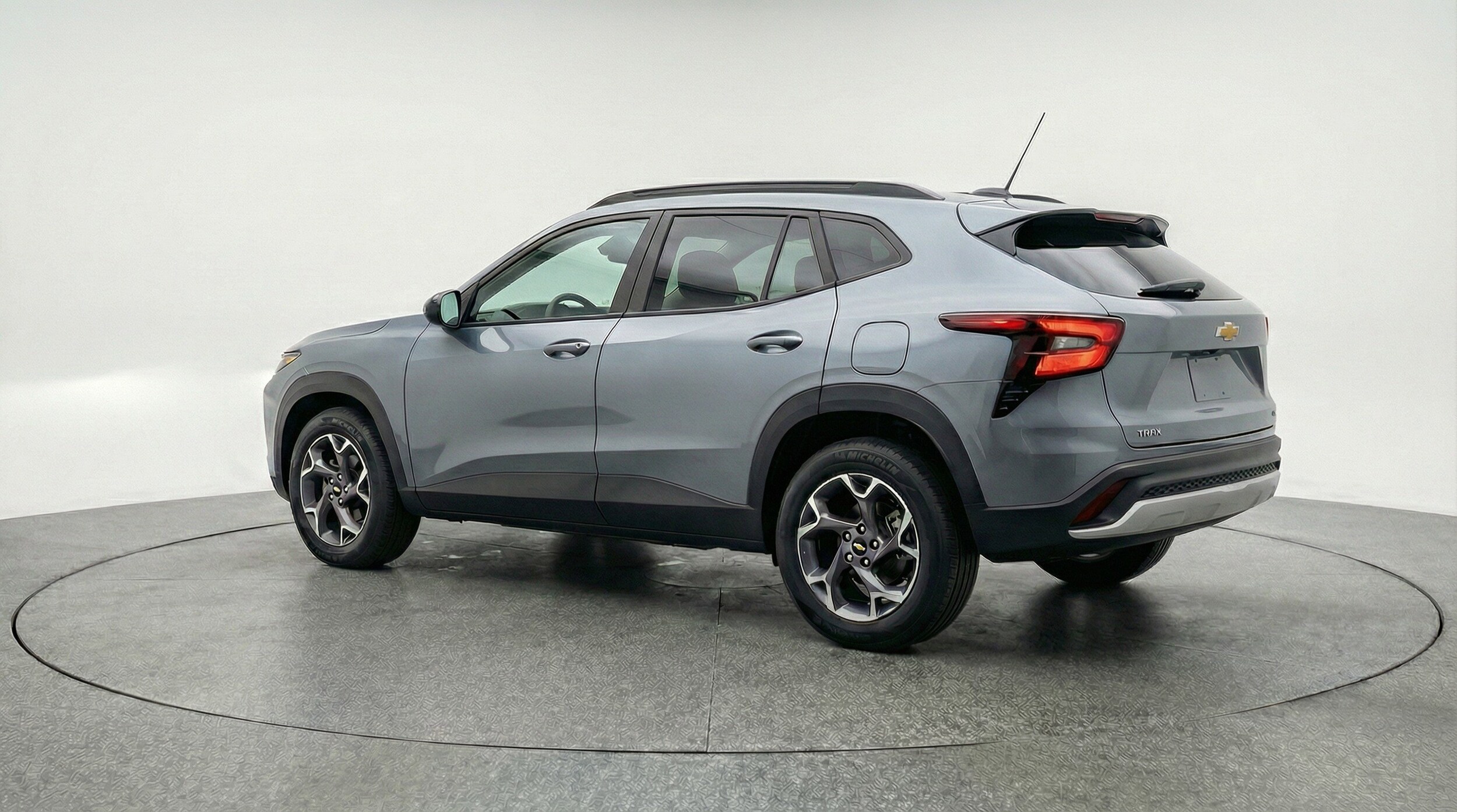 Thumbnail: 2025 Chevrolet Trax - 6