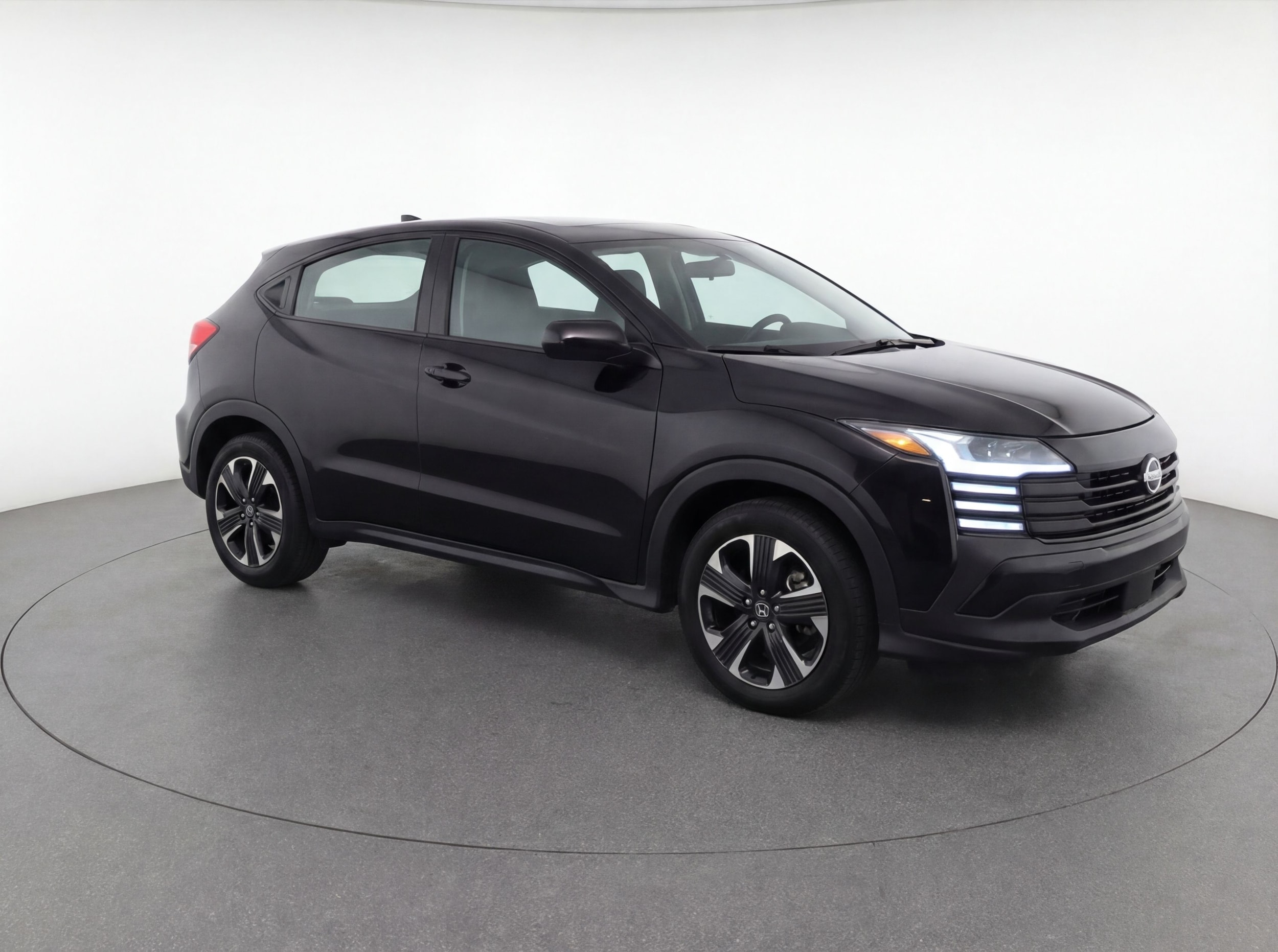 Thumbnail: 2025 Nissan Kicks - 1