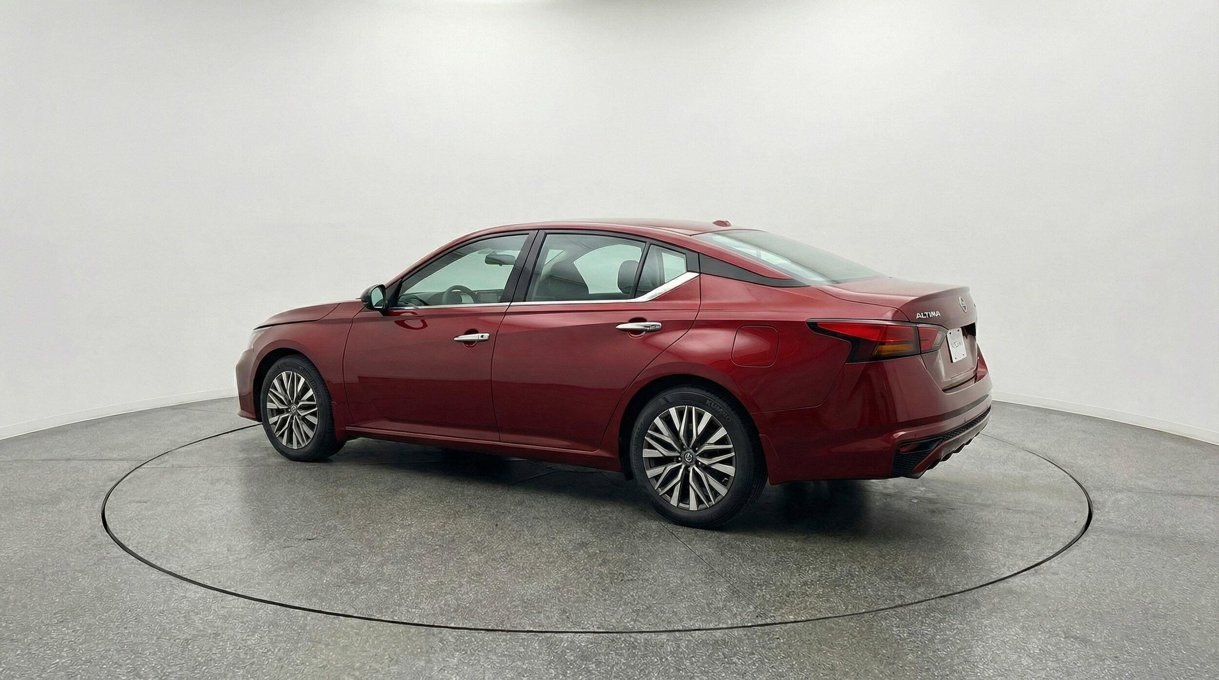 Thumbnail: 2025 Nissan Altima - 6