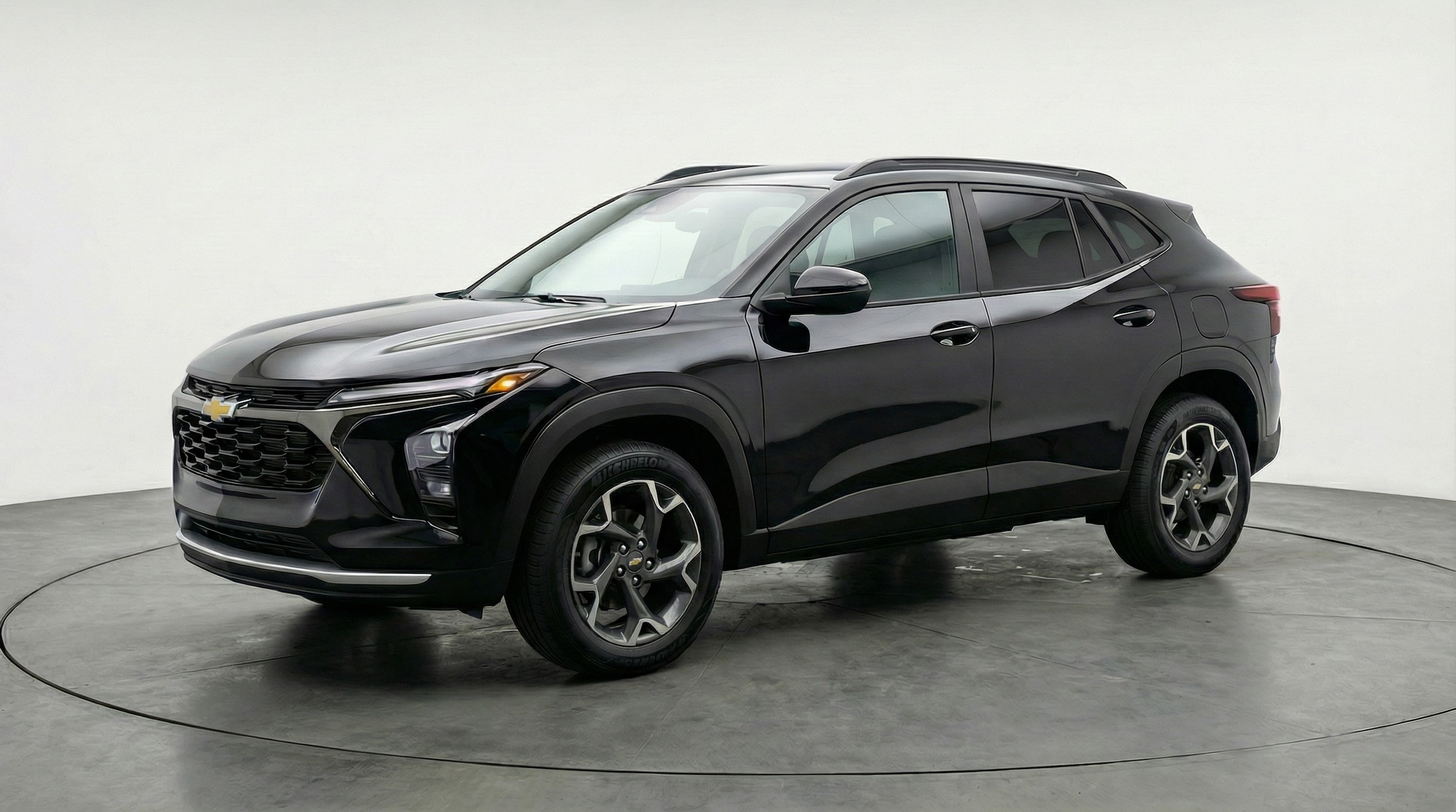 Thumbnail: 2025 Chevrolet Trax - 3