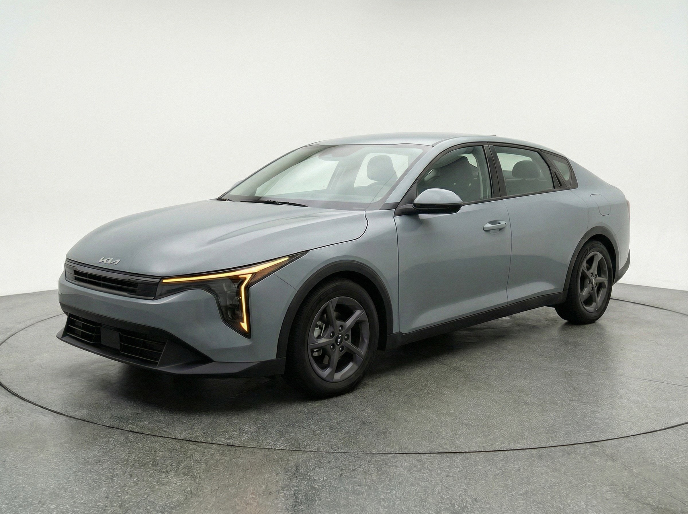 Thumbnail: 2025 Kia K4 - 3