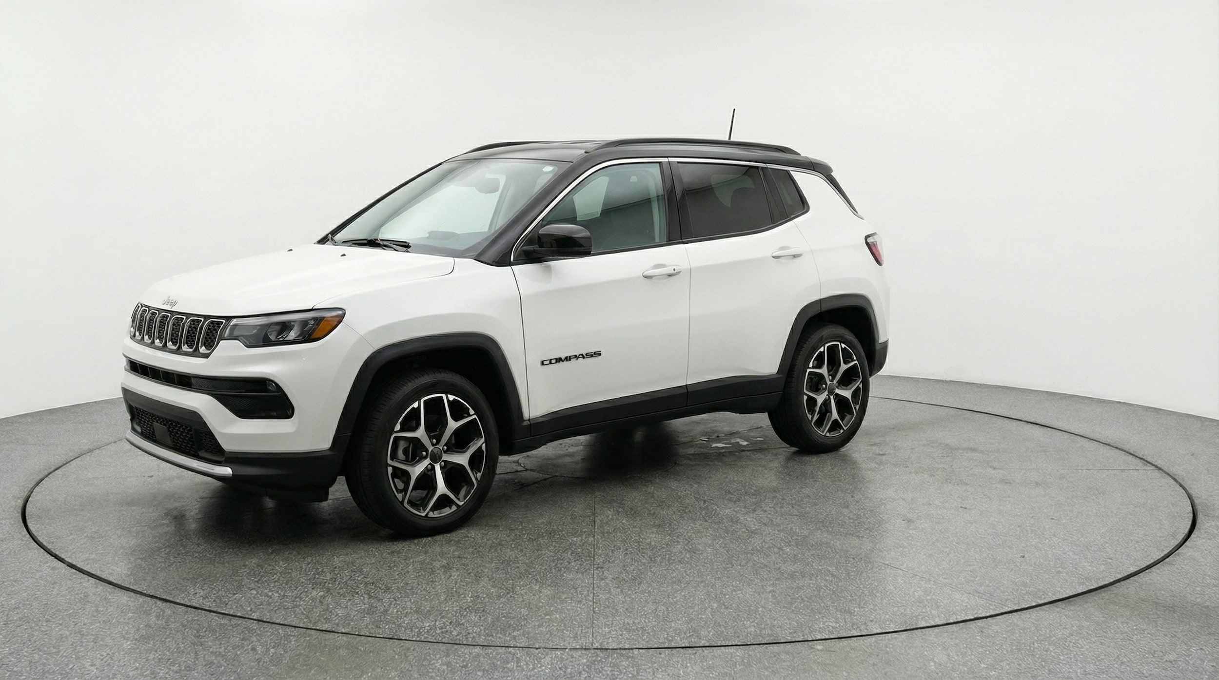 Thumbnail: 2025 Jeep Compass - 3