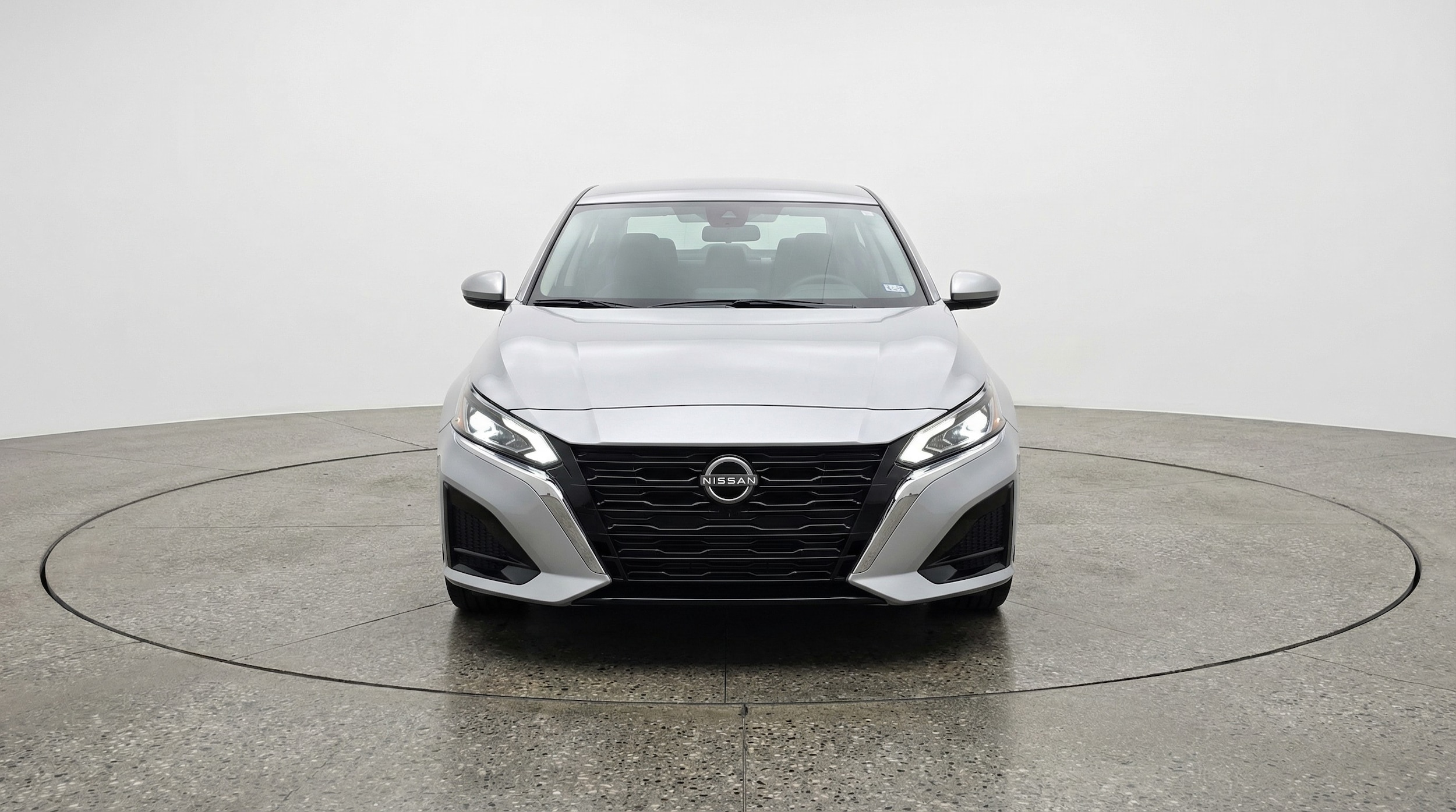 Thumbnail: 2025 Nissan Altima - 2