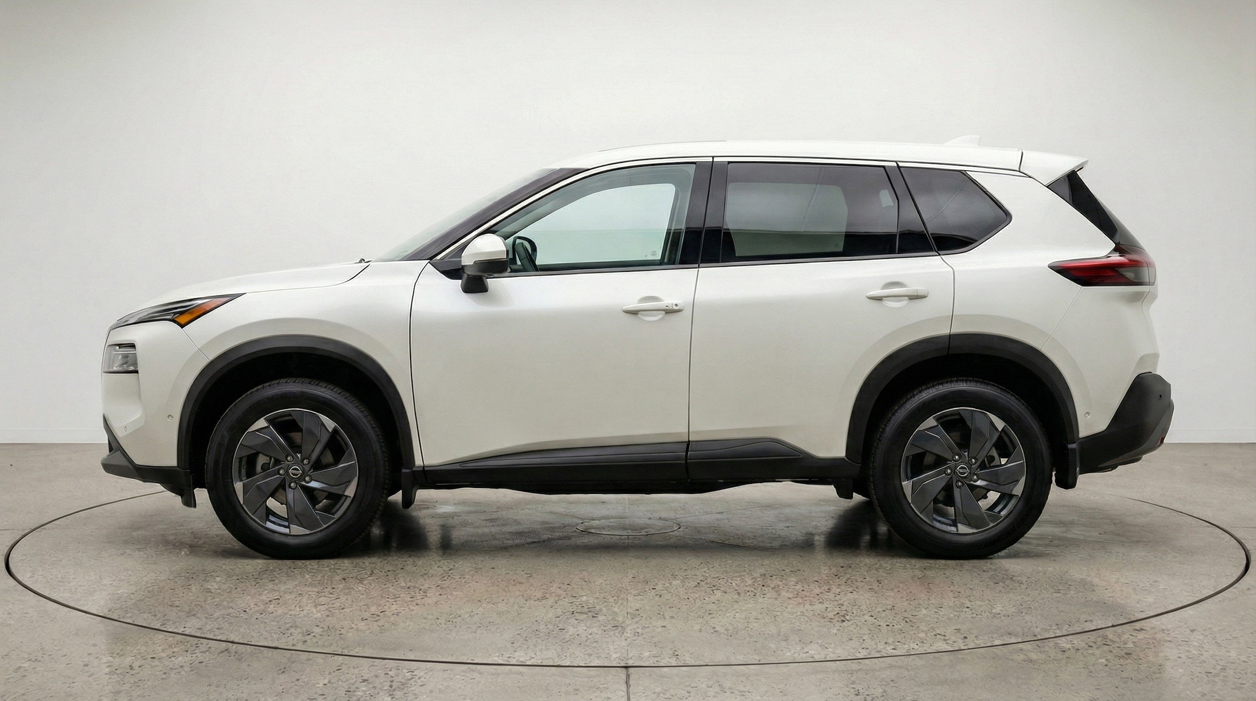 Thumbnail: 2025 Nissan Rogue - 5