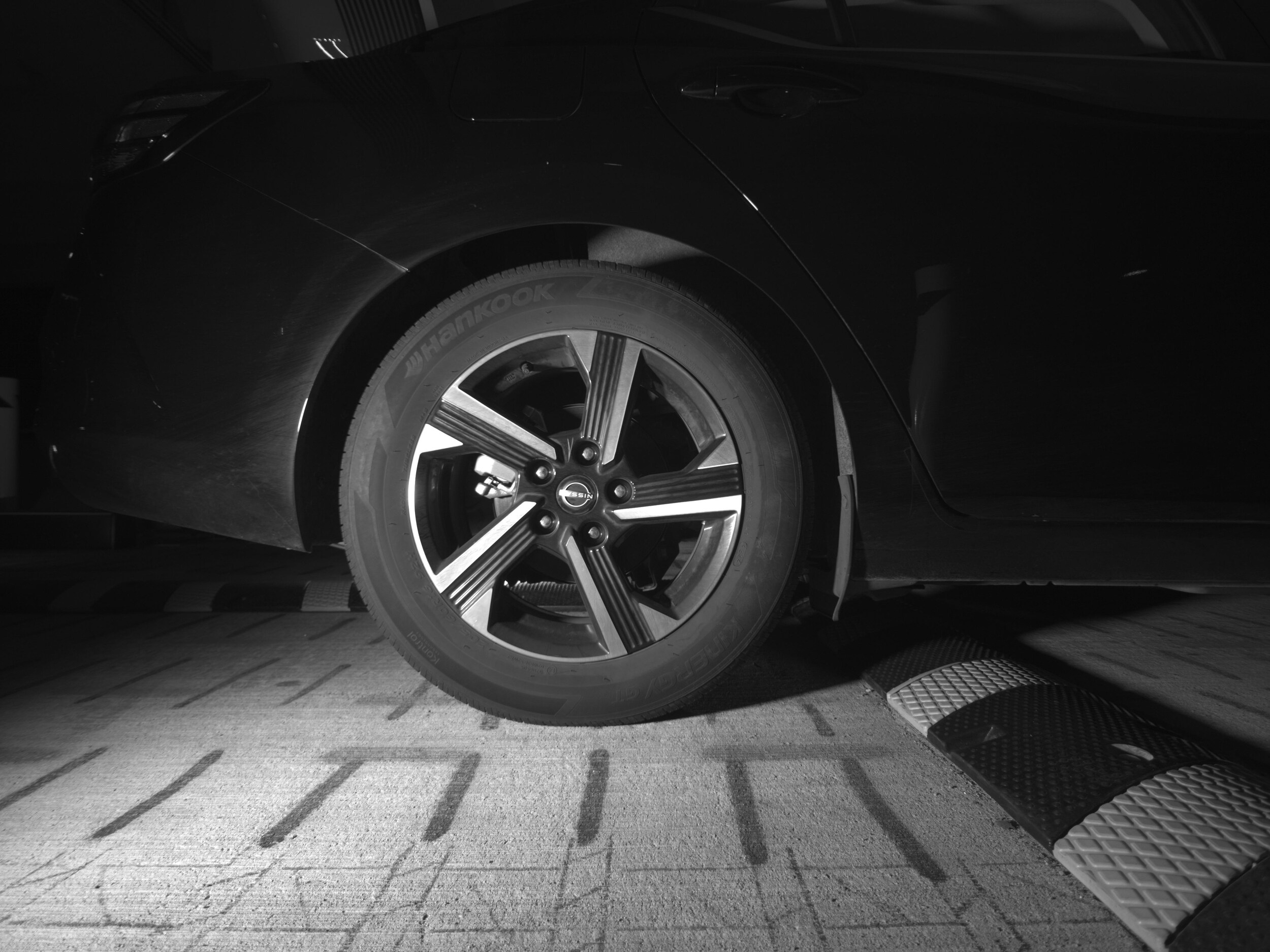 Thumbnail: 2025 Nissan Sentra - 12