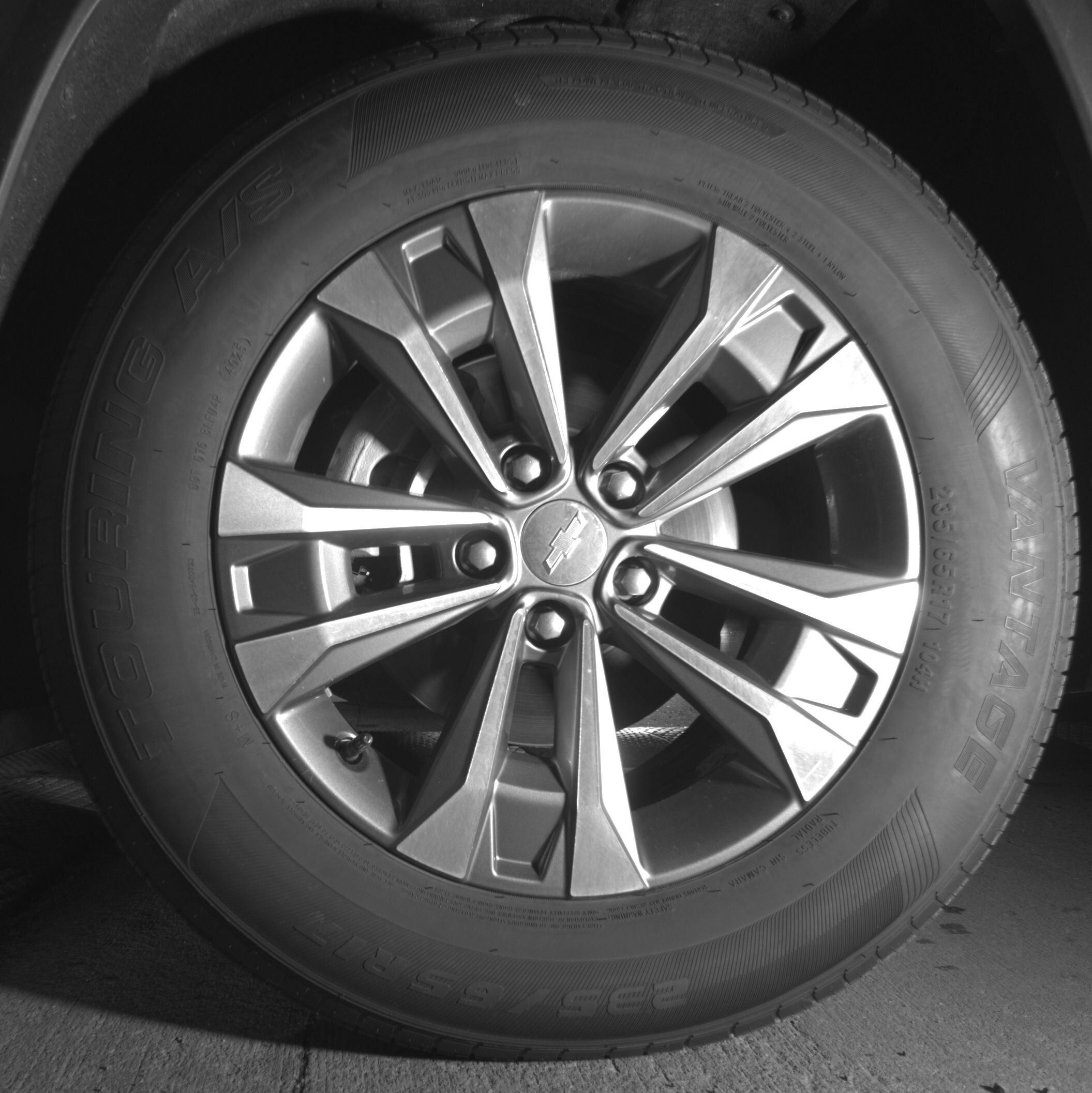 Thumbnail: 2025 Chevrolet Equinox - 9