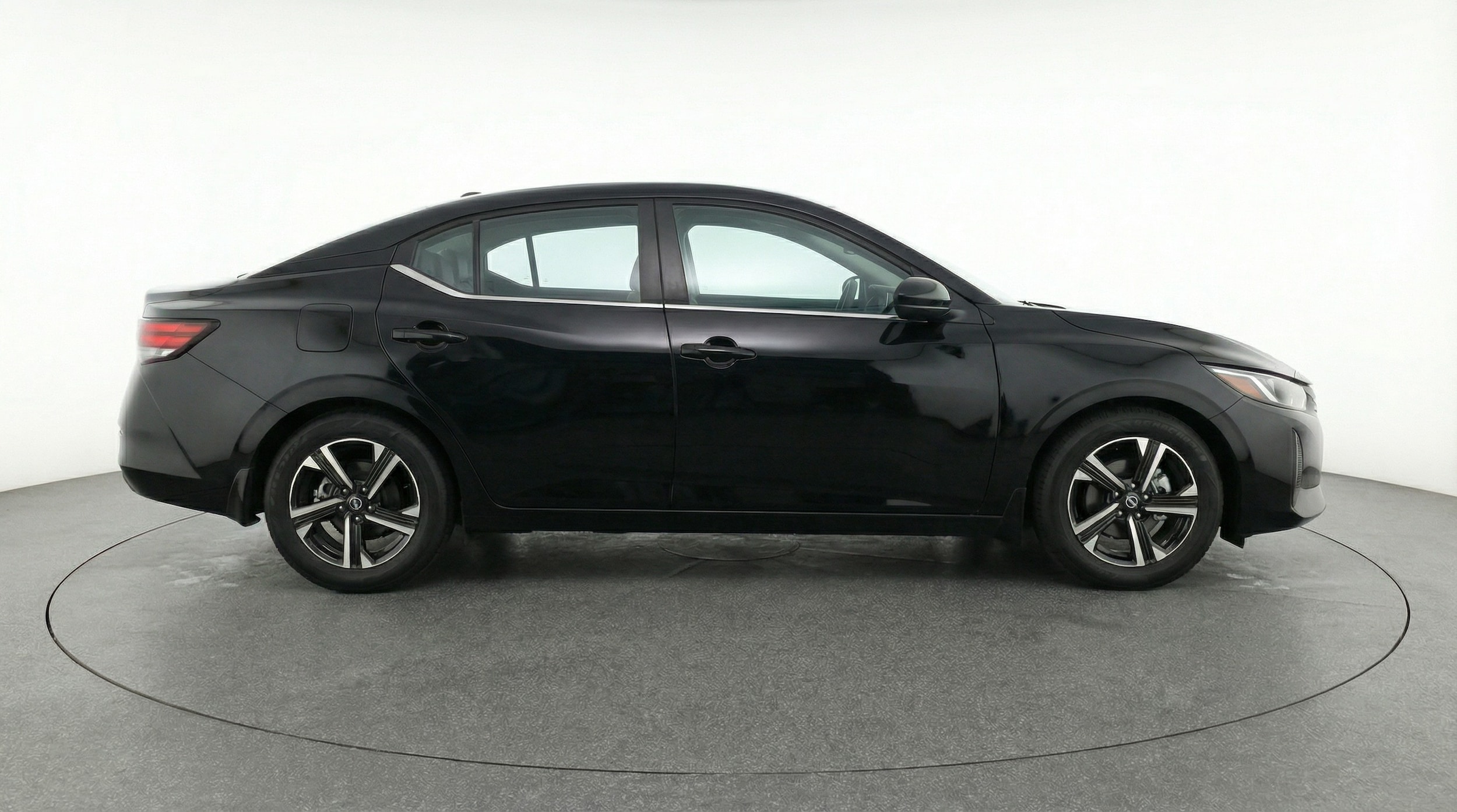 Thumbnail: 2025 Nissan Sentra - 8