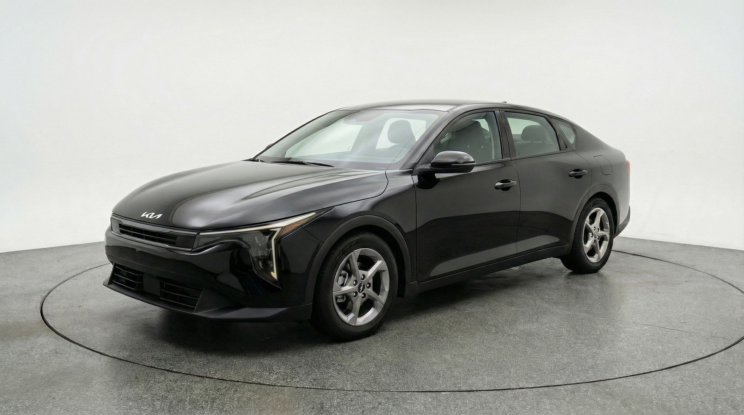 Thumbnail: 2025 Kia K4 - 3