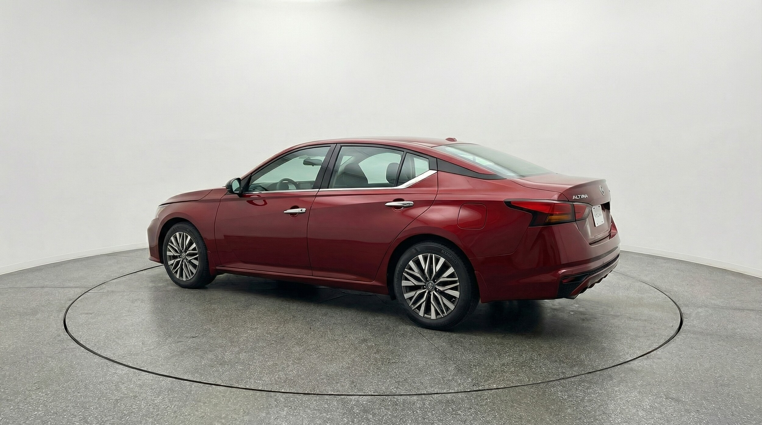 Thumbnail: 2025 Nissan Altima - 5