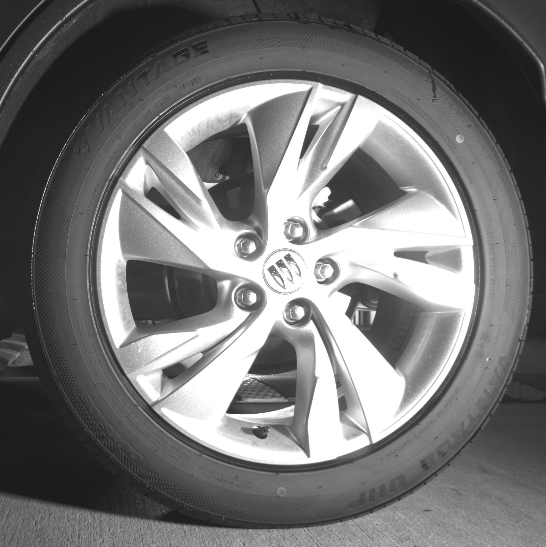 Thumbnail: 2025 Buick Encore GX - 14