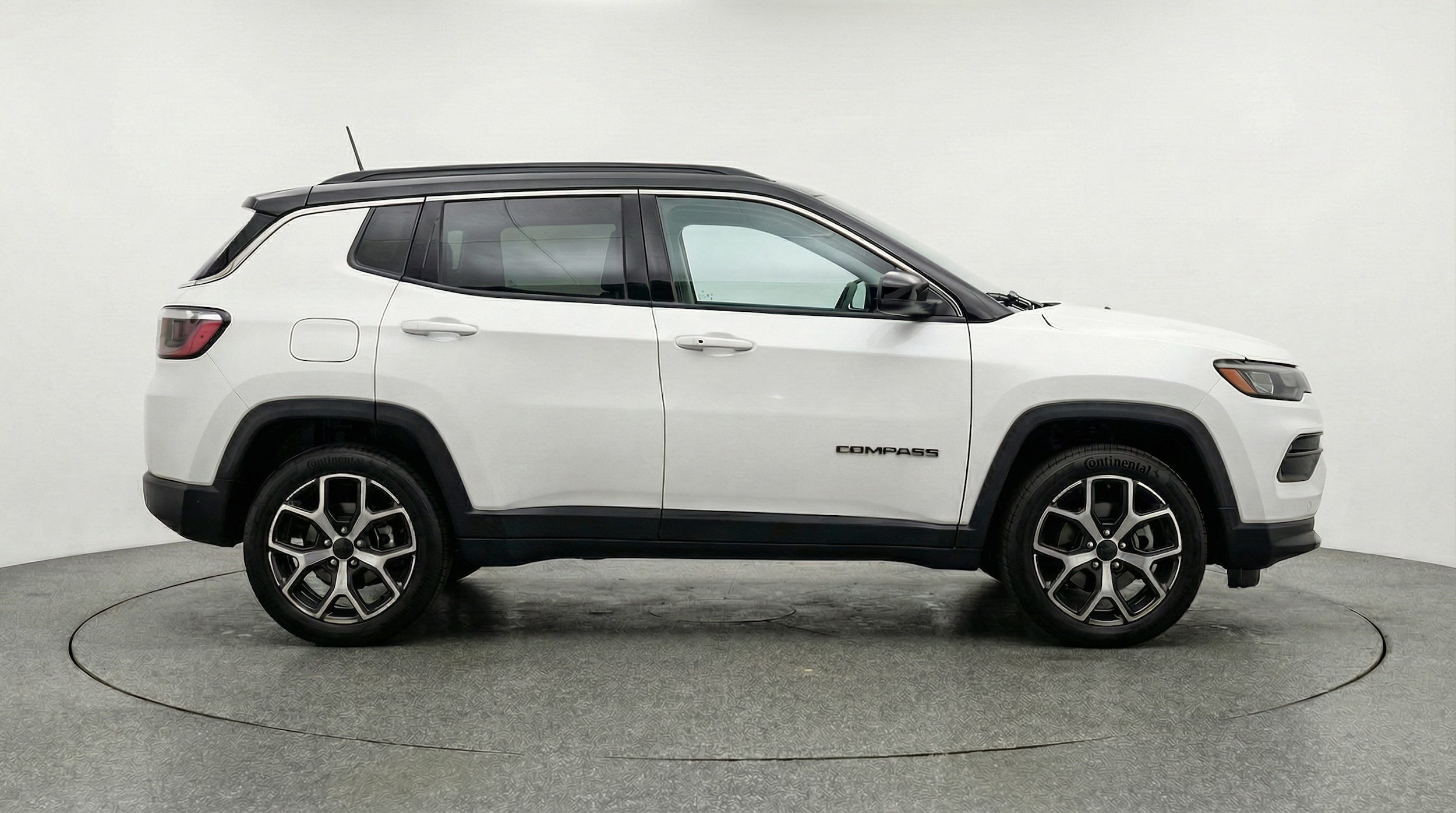 Thumbnail: 2025 Jeep Compass - 8