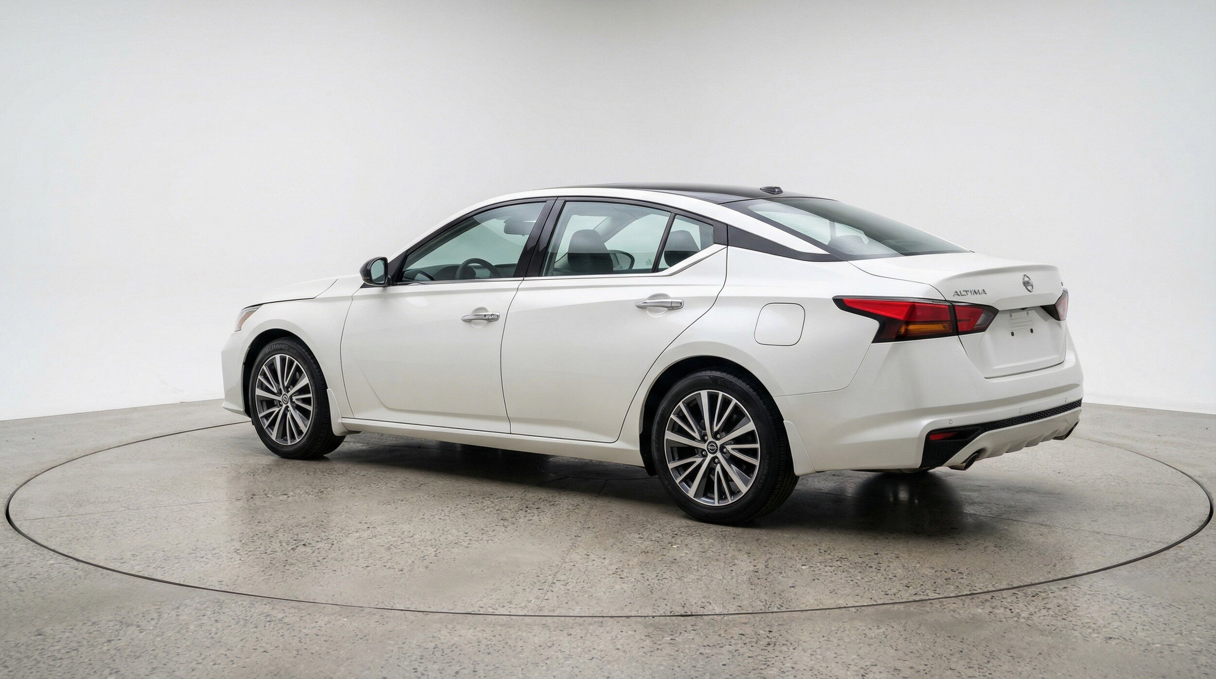 Thumbnail: 2025 Nissan Altima - 6