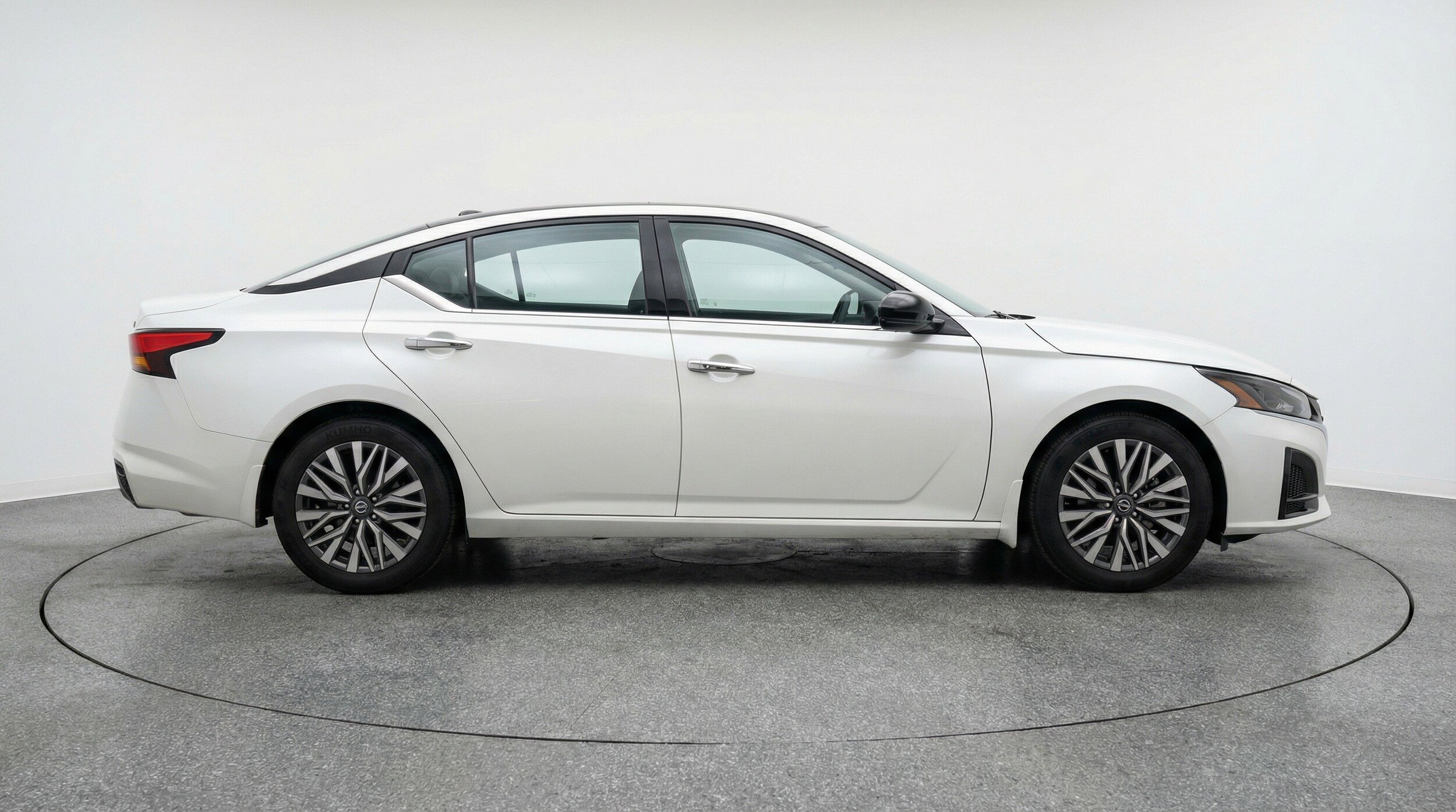 Thumbnail: 2025 Nissan Altima - 11