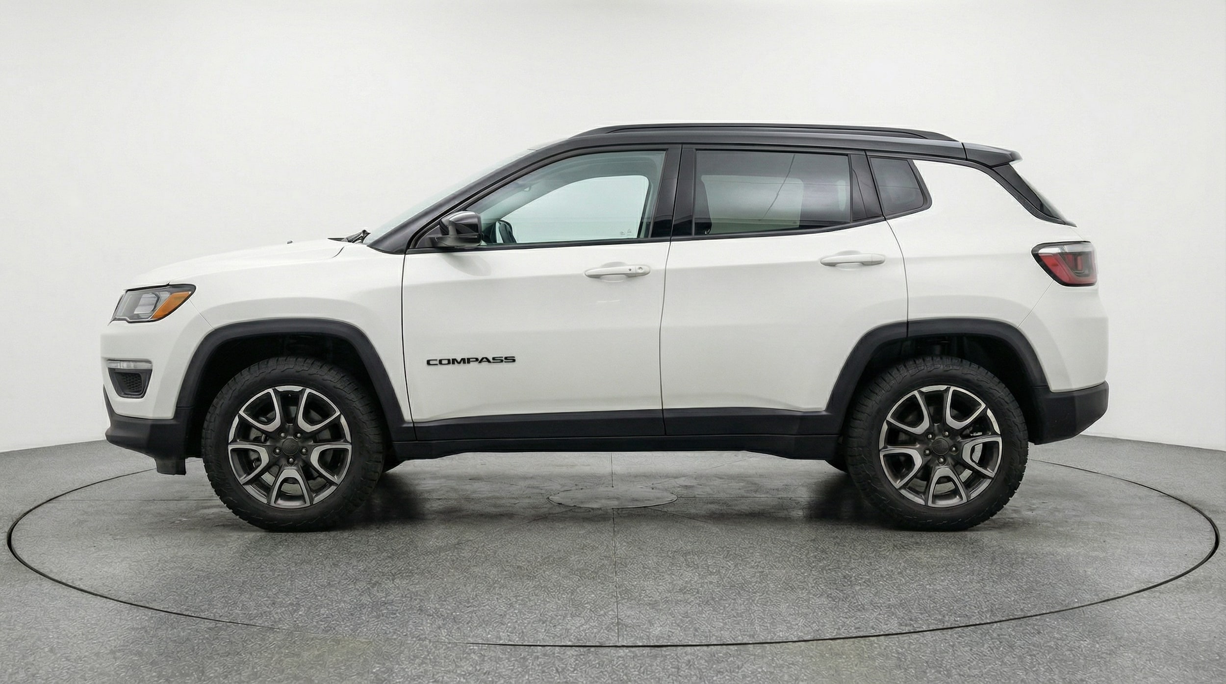 Thumbnail: 2025 Jeep Compass - 8