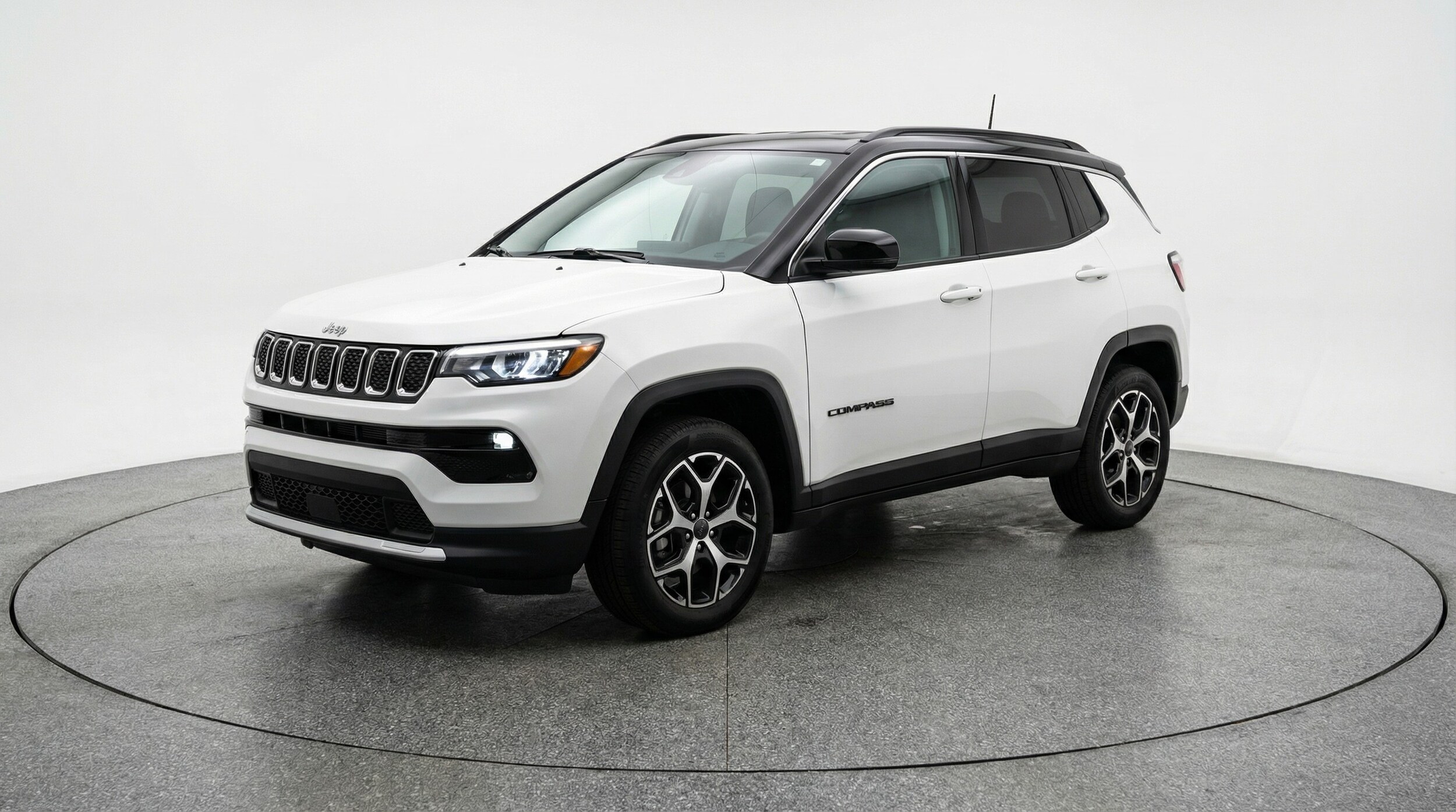Thumbnail: 2025 Jeep Compass - 3