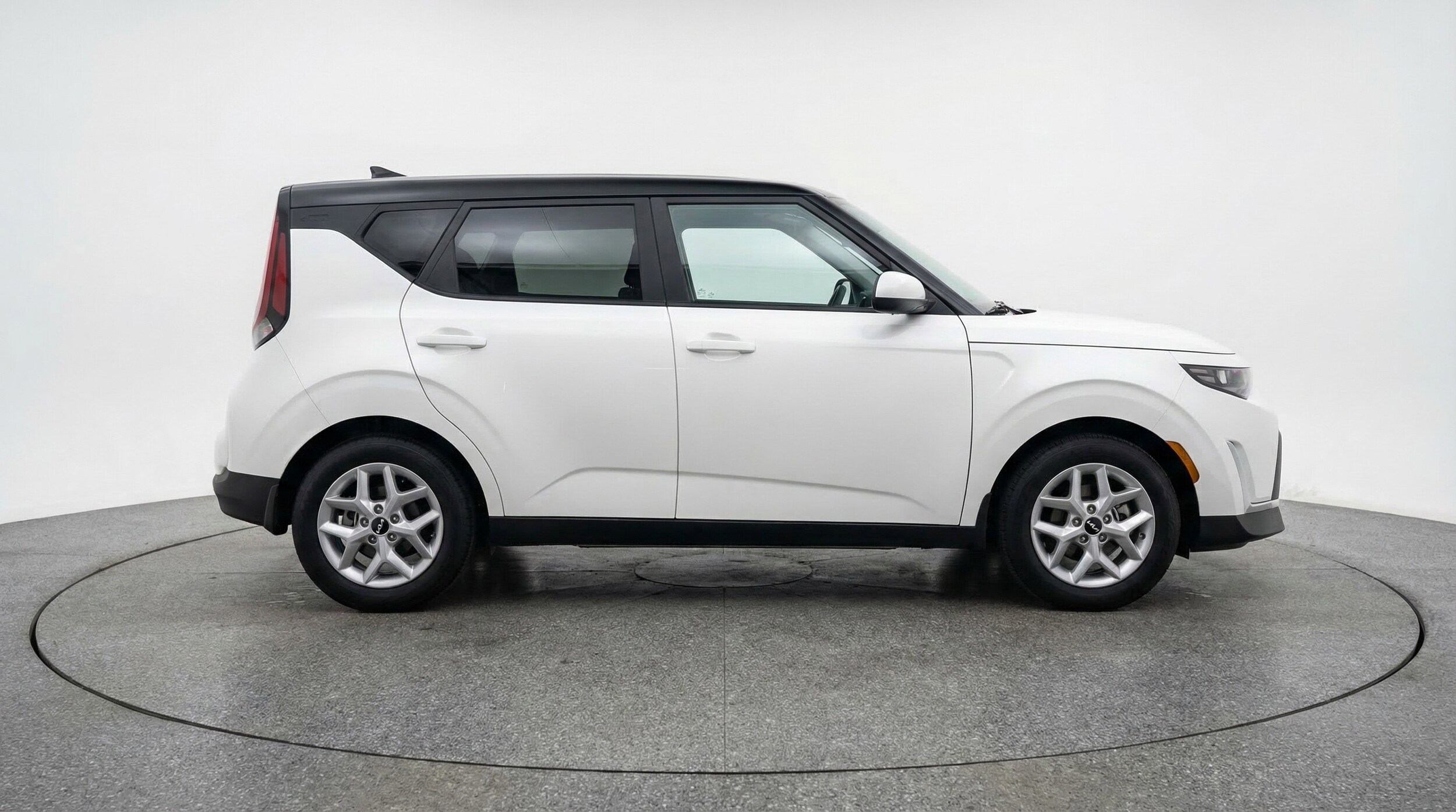 Thumbnail: 2025 Kia Soul - 11