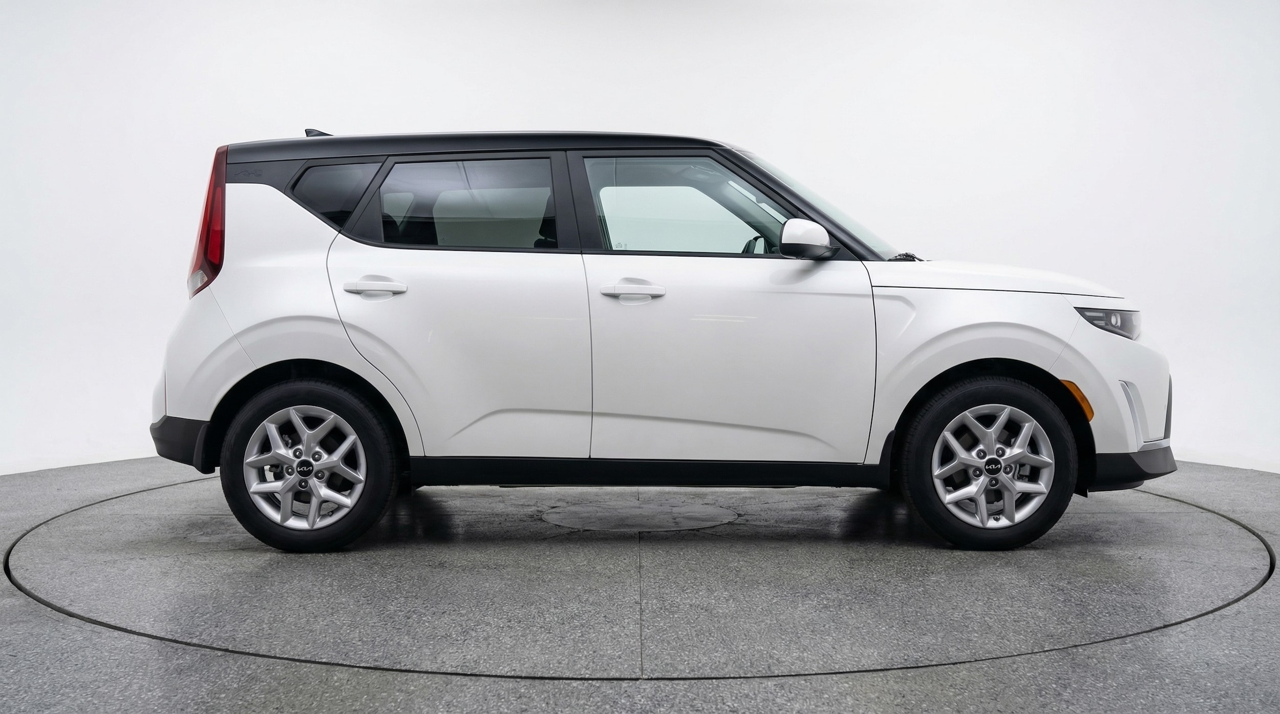 Thumbnail: 2025 Kia Soul - 8