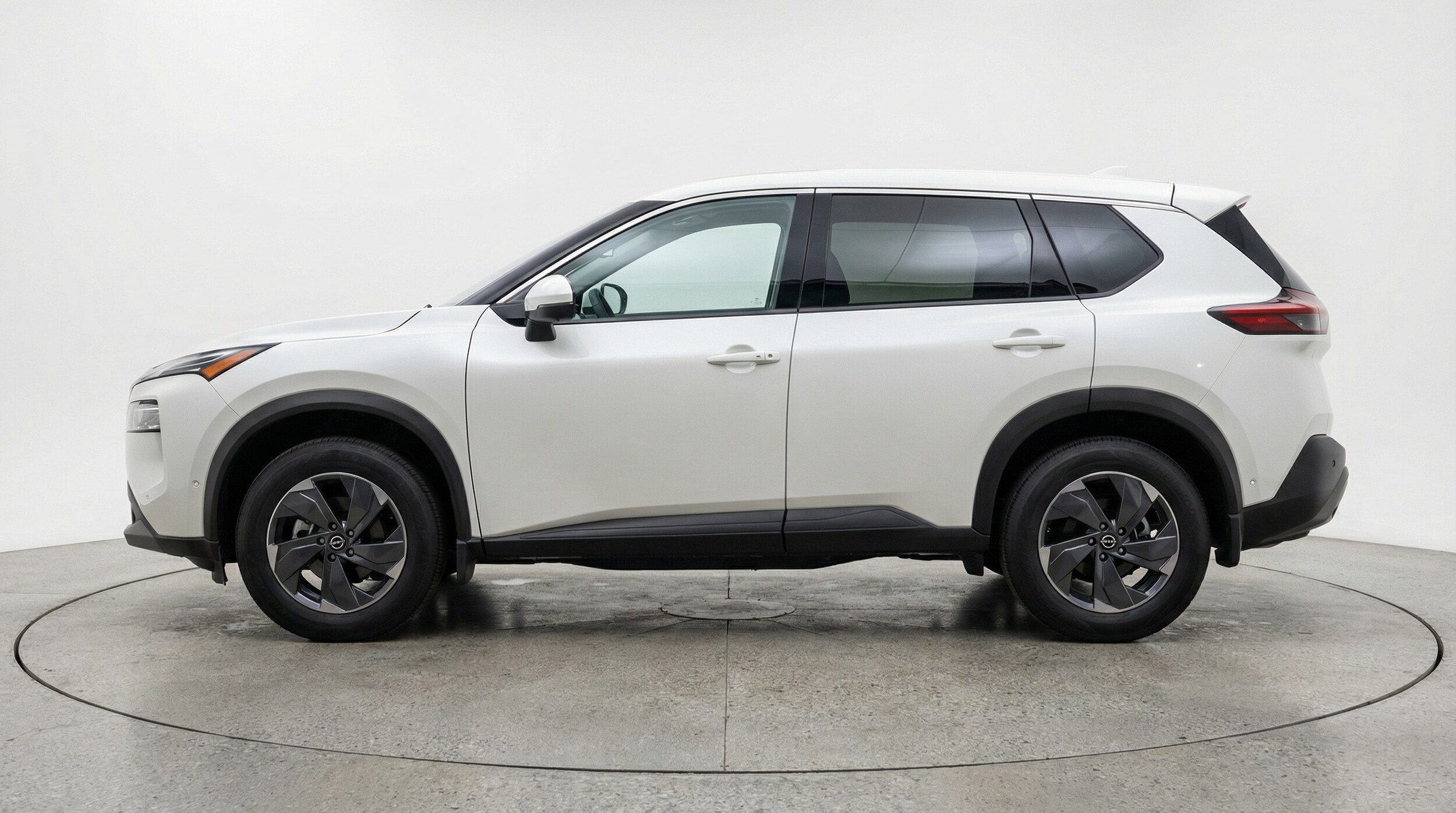 Thumbnail: 2025 Nissan Rogue - 4