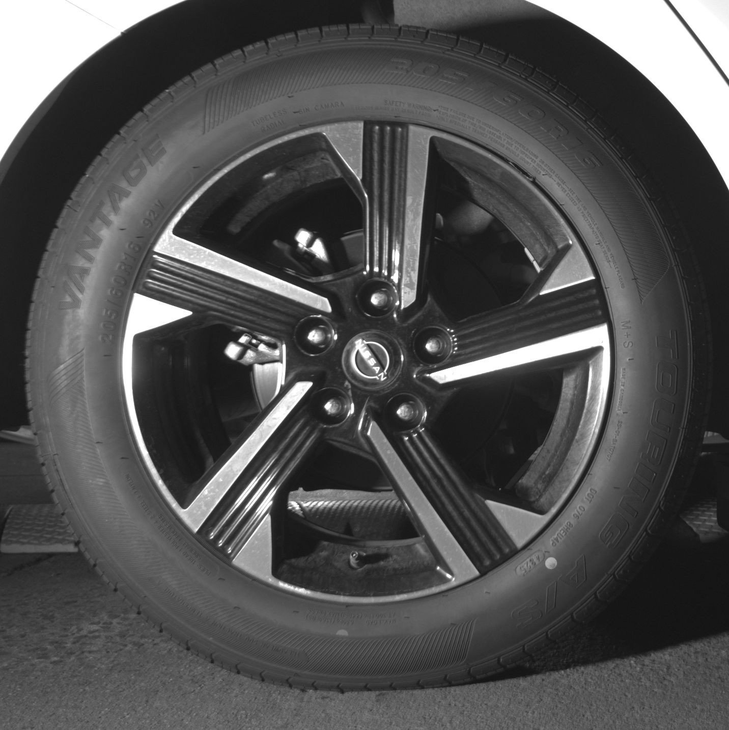 Thumbnail: 2025 Nissan Sentra - 15