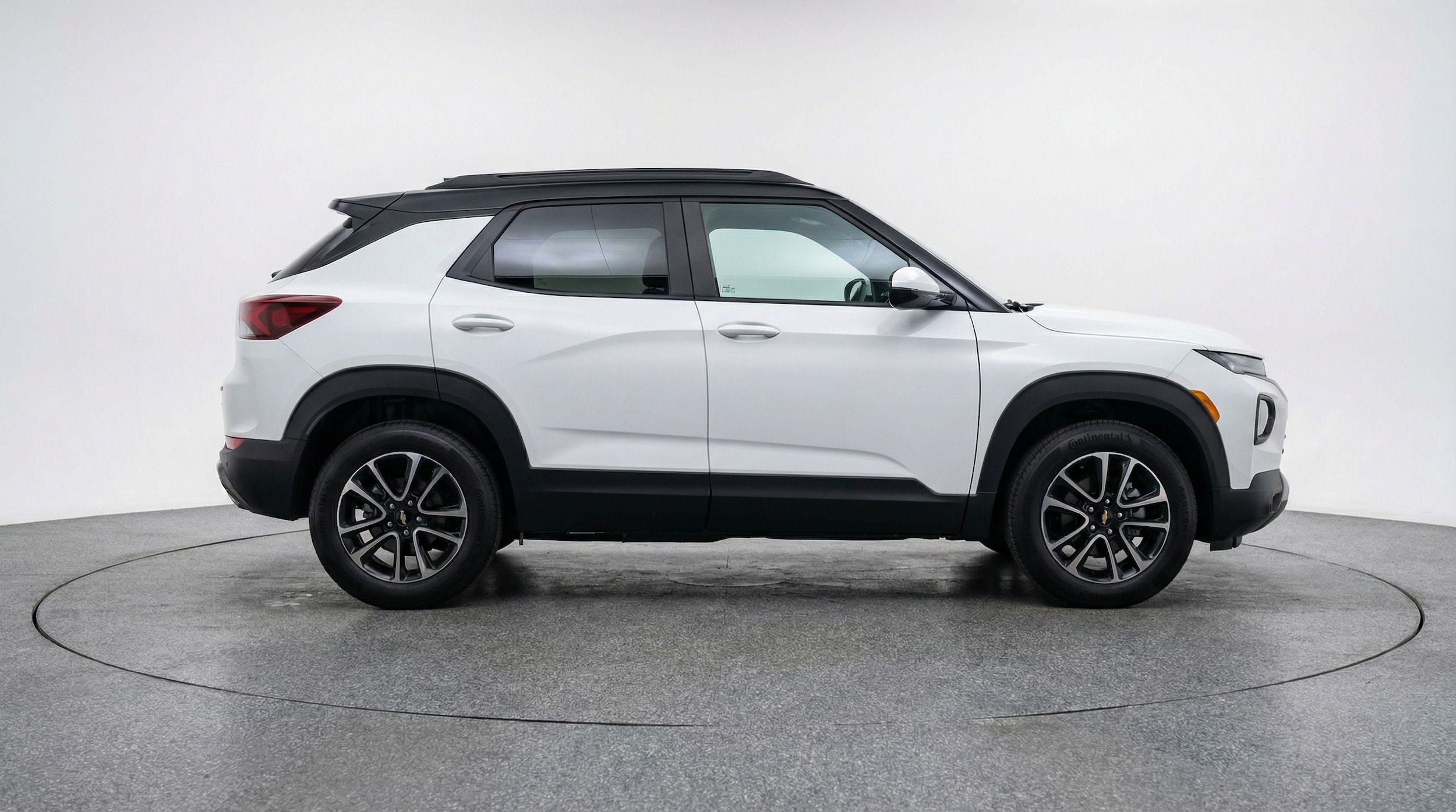 Thumbnail: 2025 Chevrolet TrailBlazer - 8