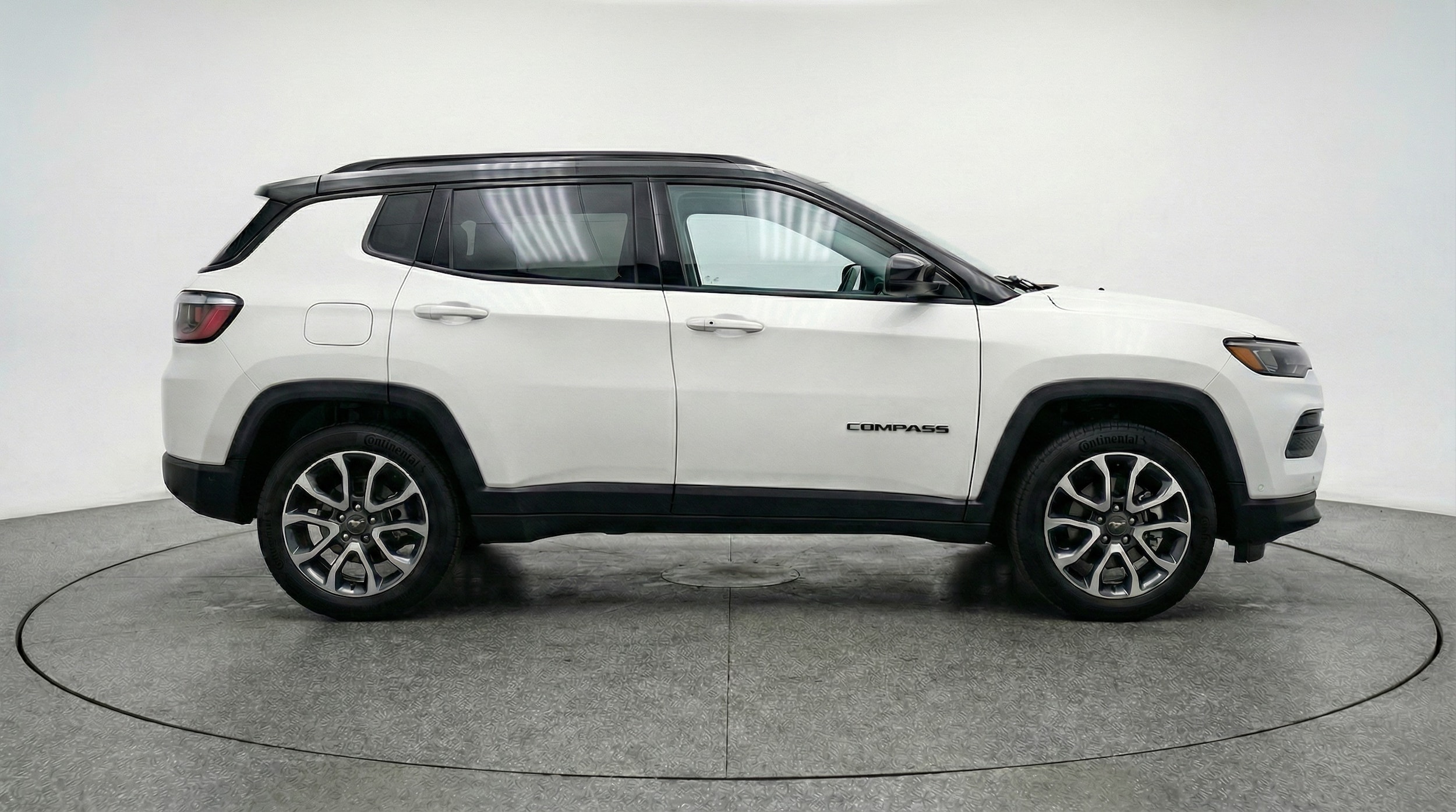 Thumbnail: 2025 Jeep Compass - 8