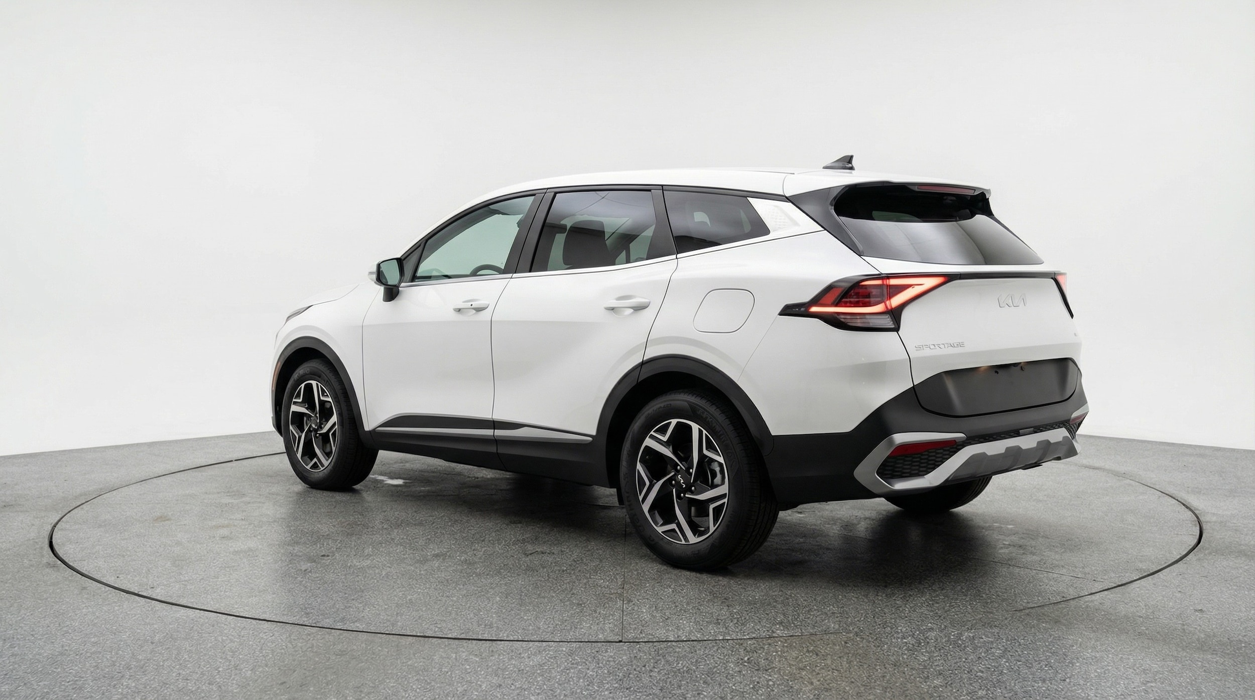 Thumbnail: 2025 Kia Sportage - 5